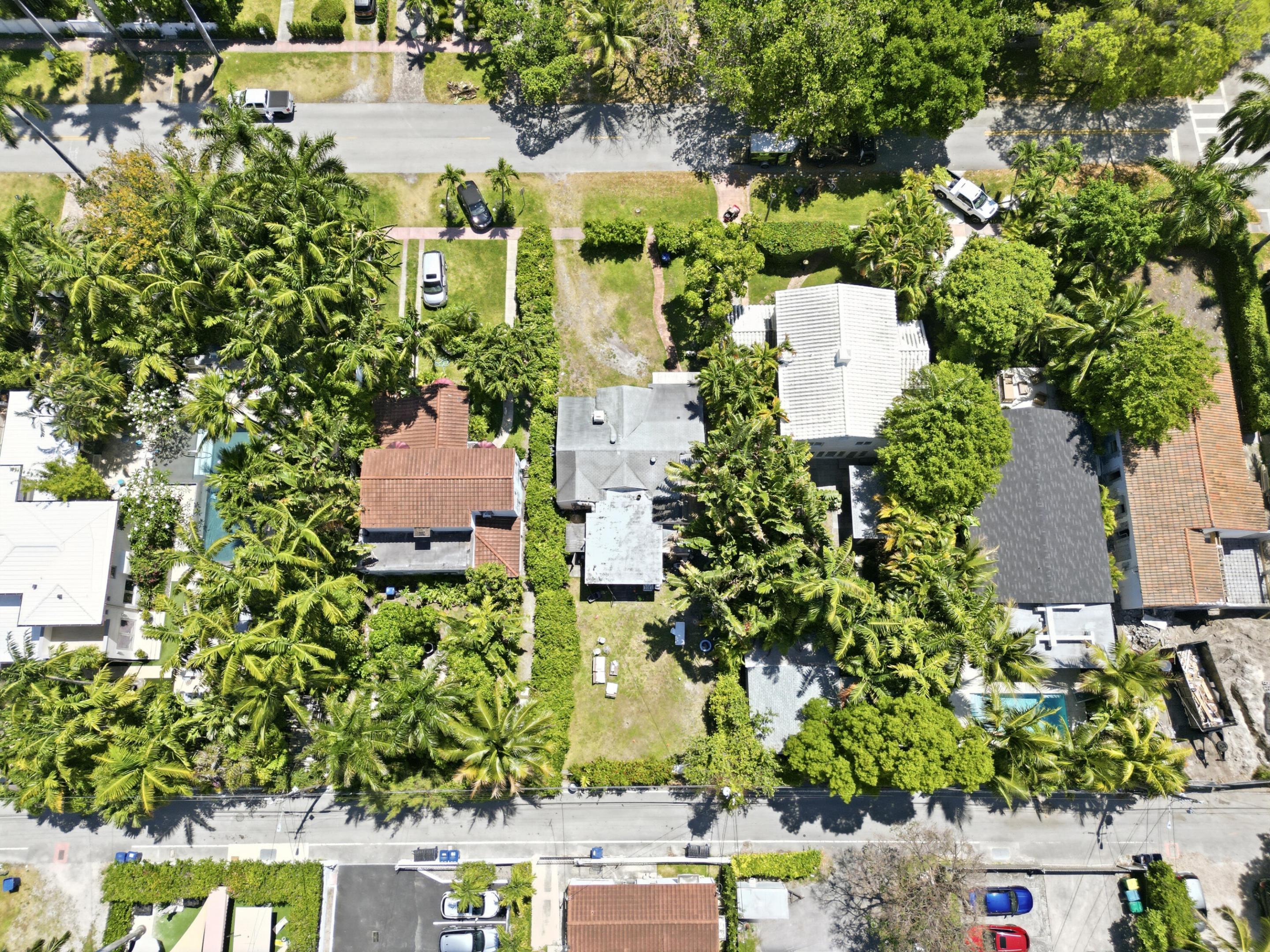 1324 Lenox Miami Beach, FL 33139