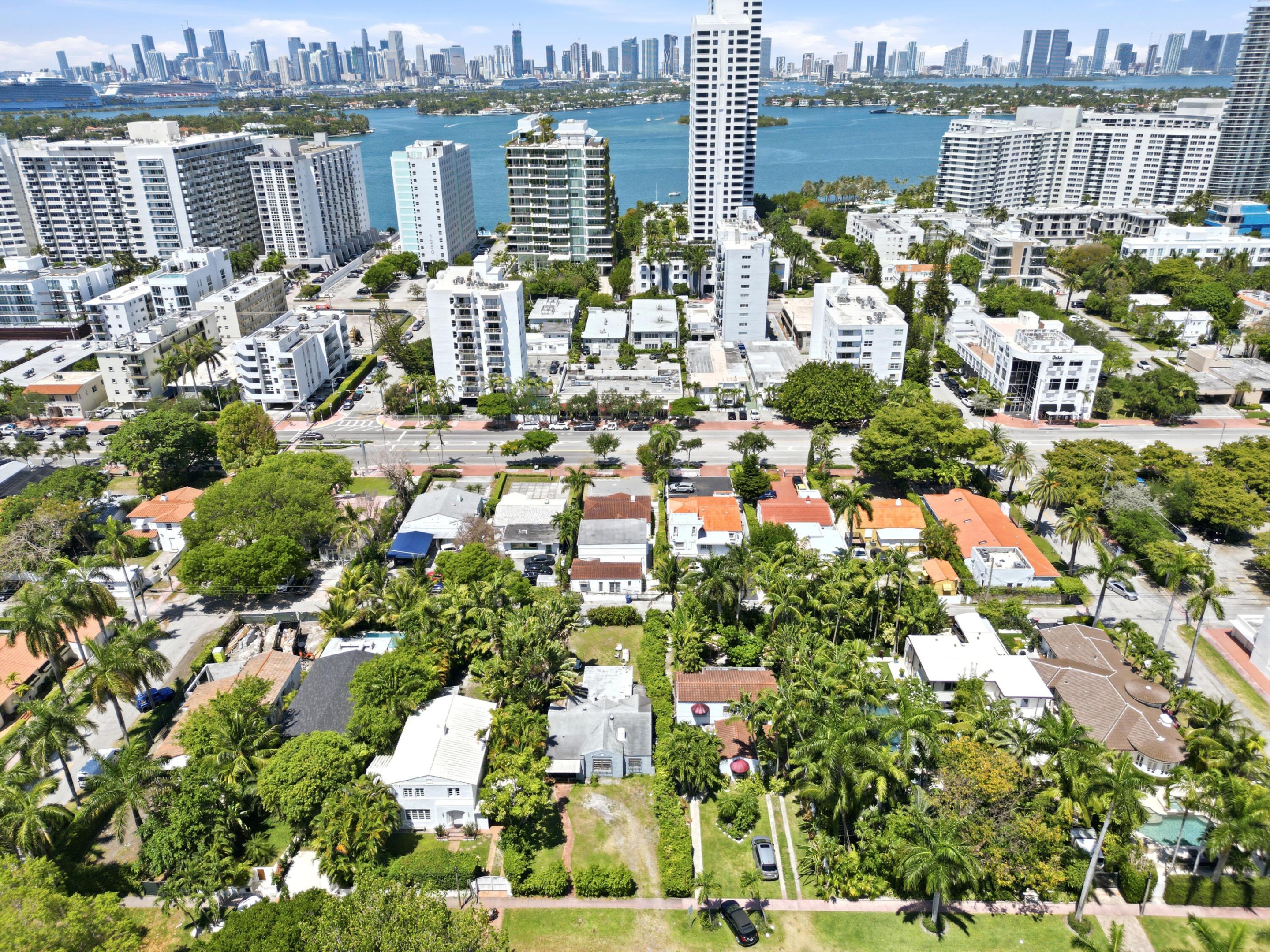 1324 Lenox Miami Beach, FL 33139