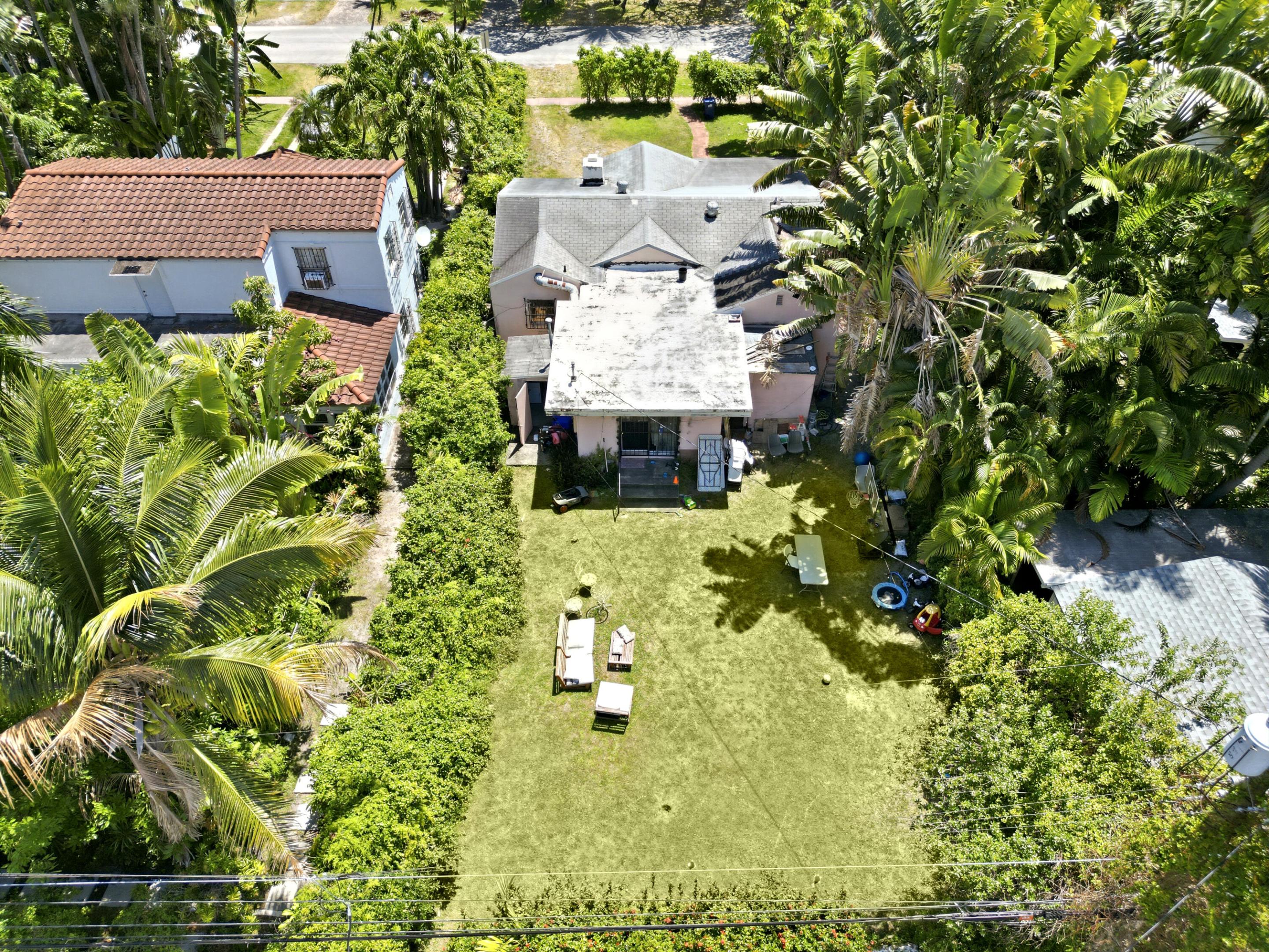 1324 Lenox Miami Beach, FL 33139