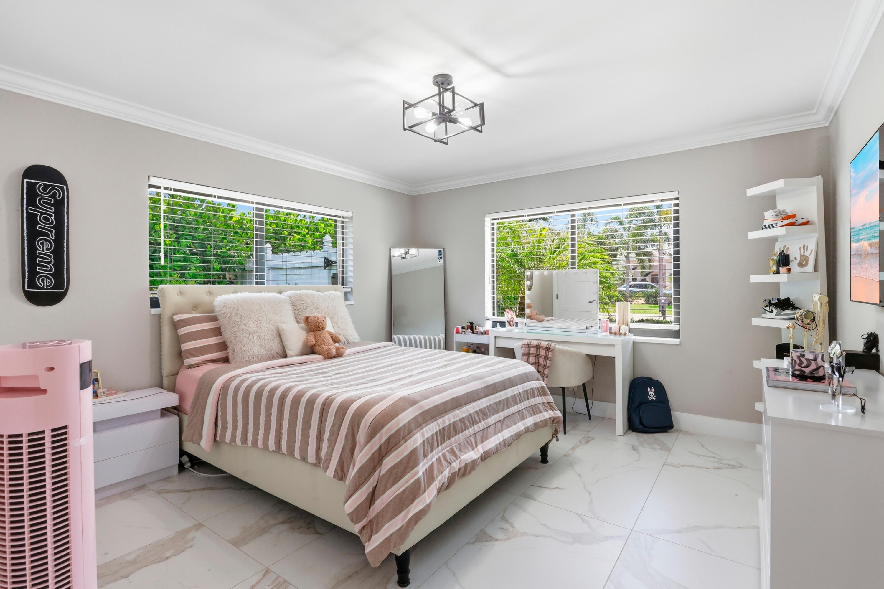 2447 SE 10th Pompano Beach, FL 33062