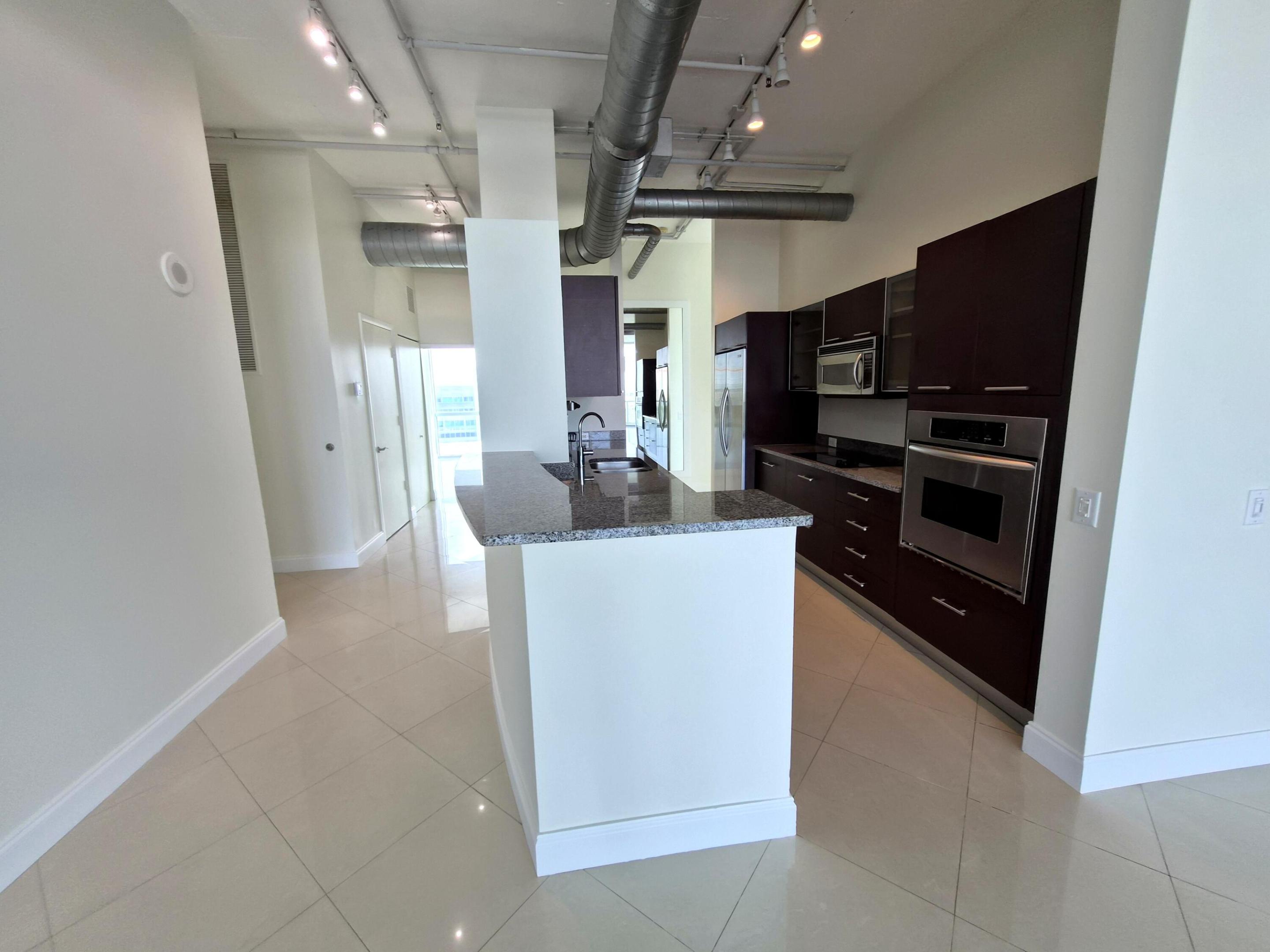 image Uptown Marina Lofts9