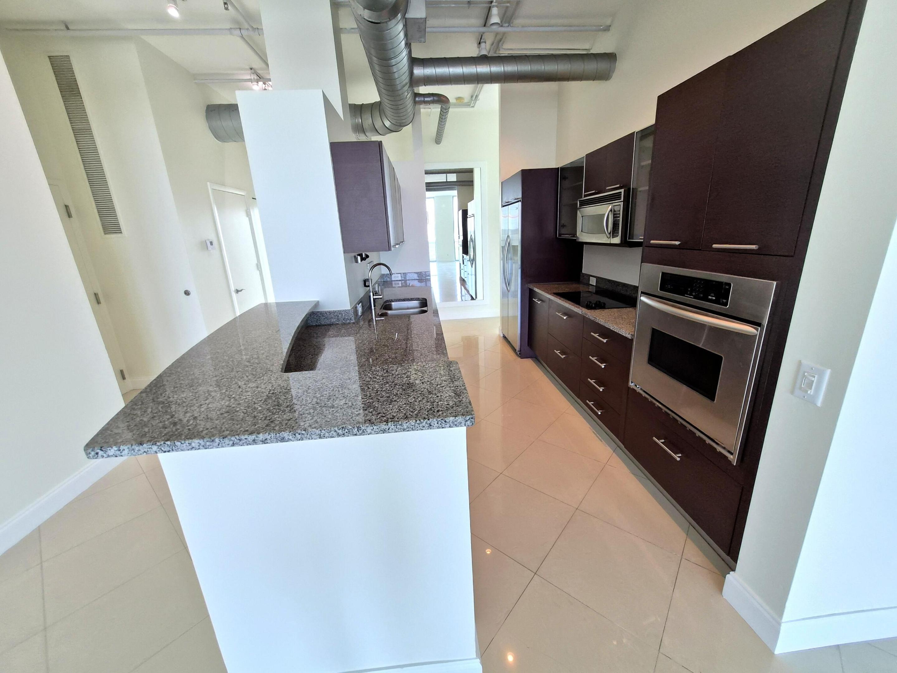 image Uptown Marina Lofts10