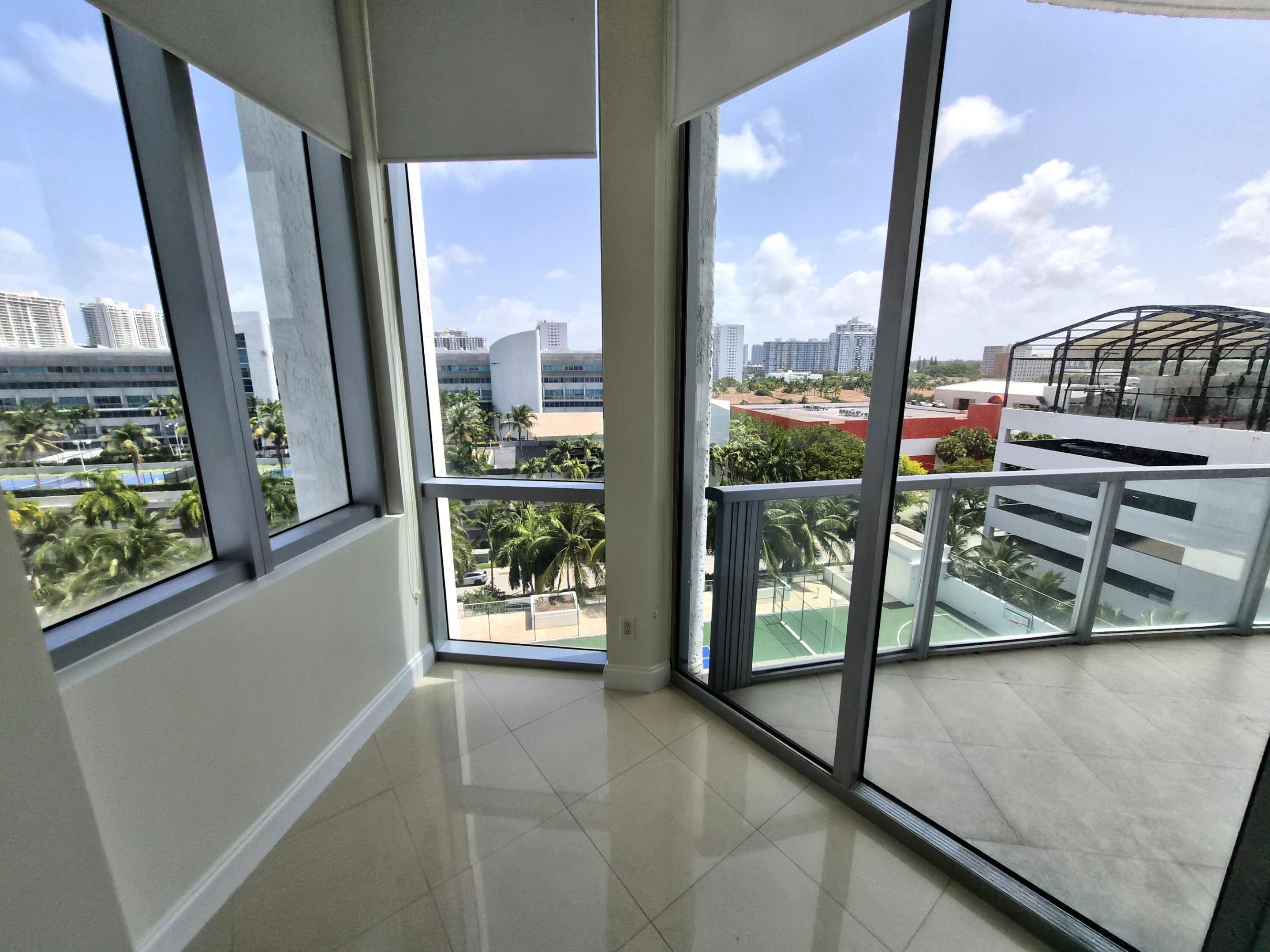 image Uptown Marina Lofts20