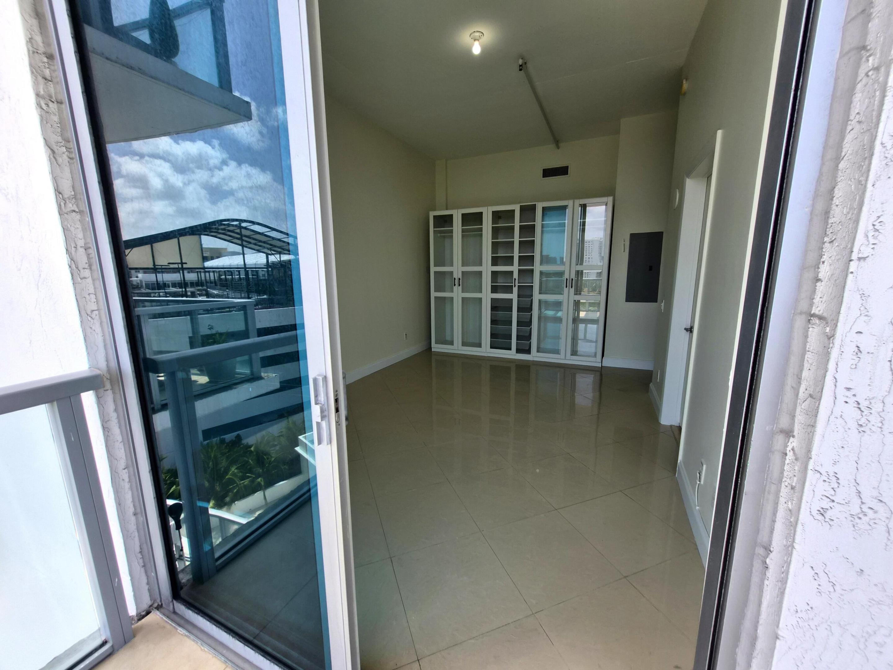 image Uptown Marina Lofts25