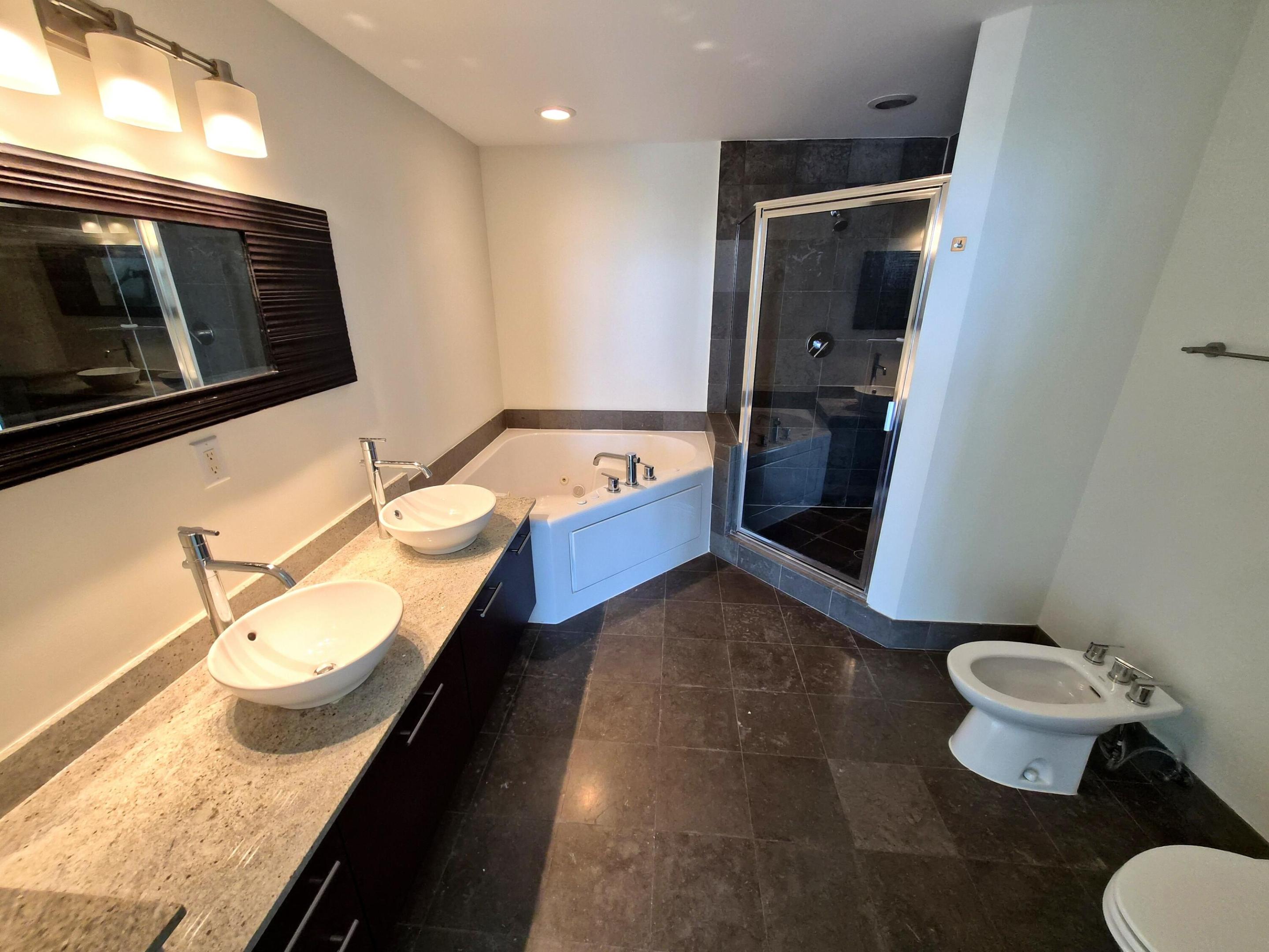 image Uptown Marina Lofts30