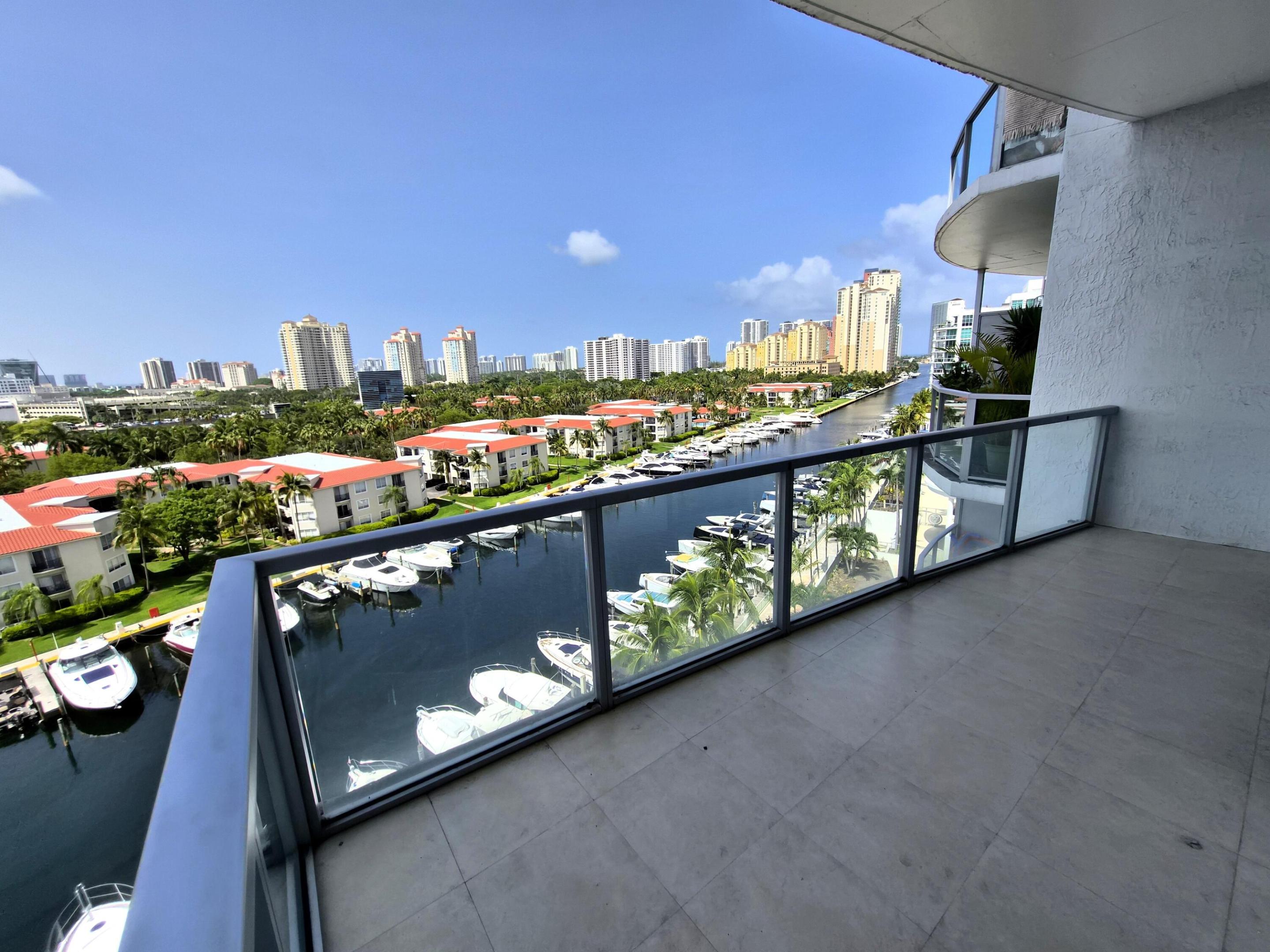 image Uptown Marina Lofts40