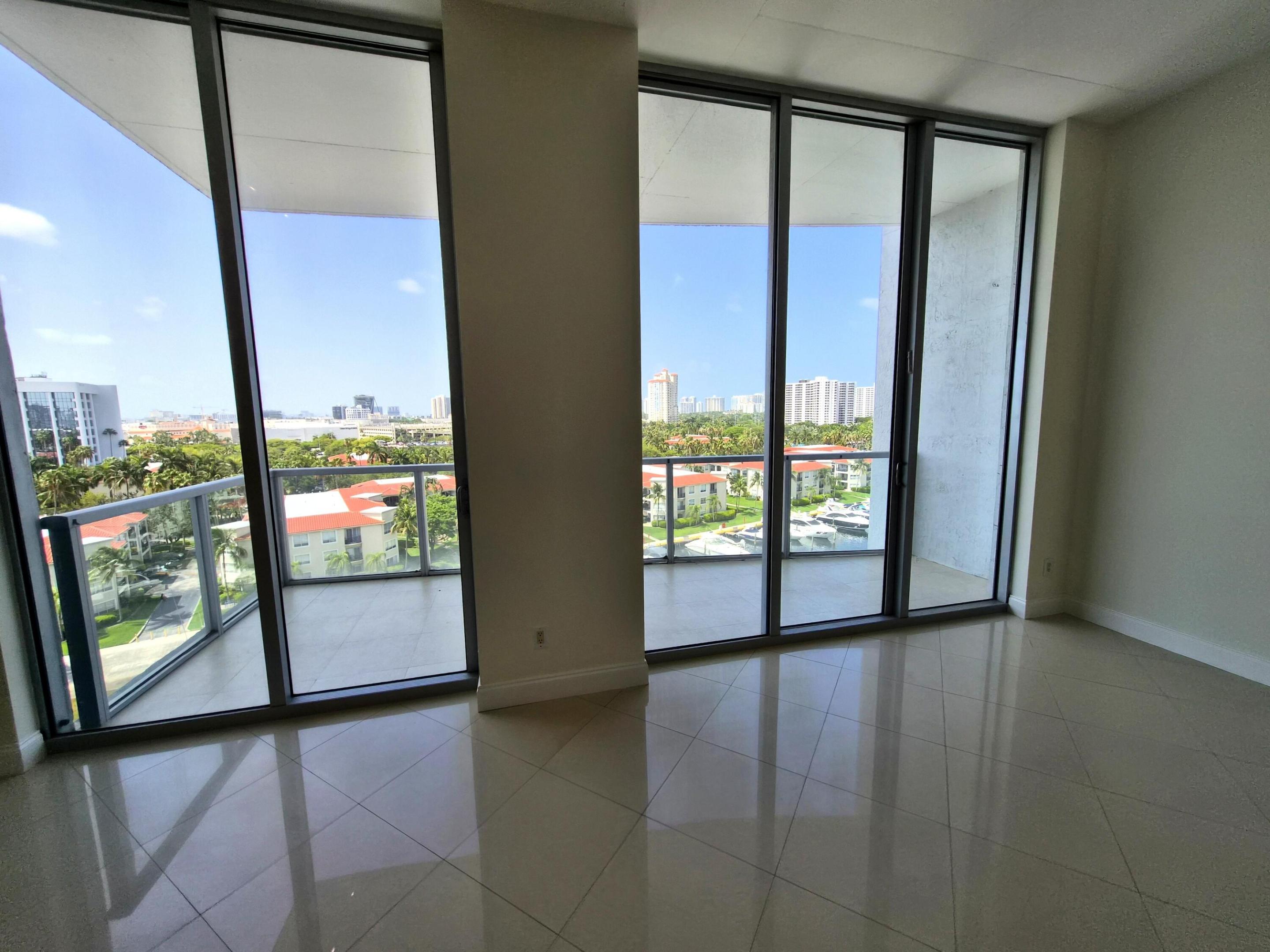 image Uptown Marina Lofts4