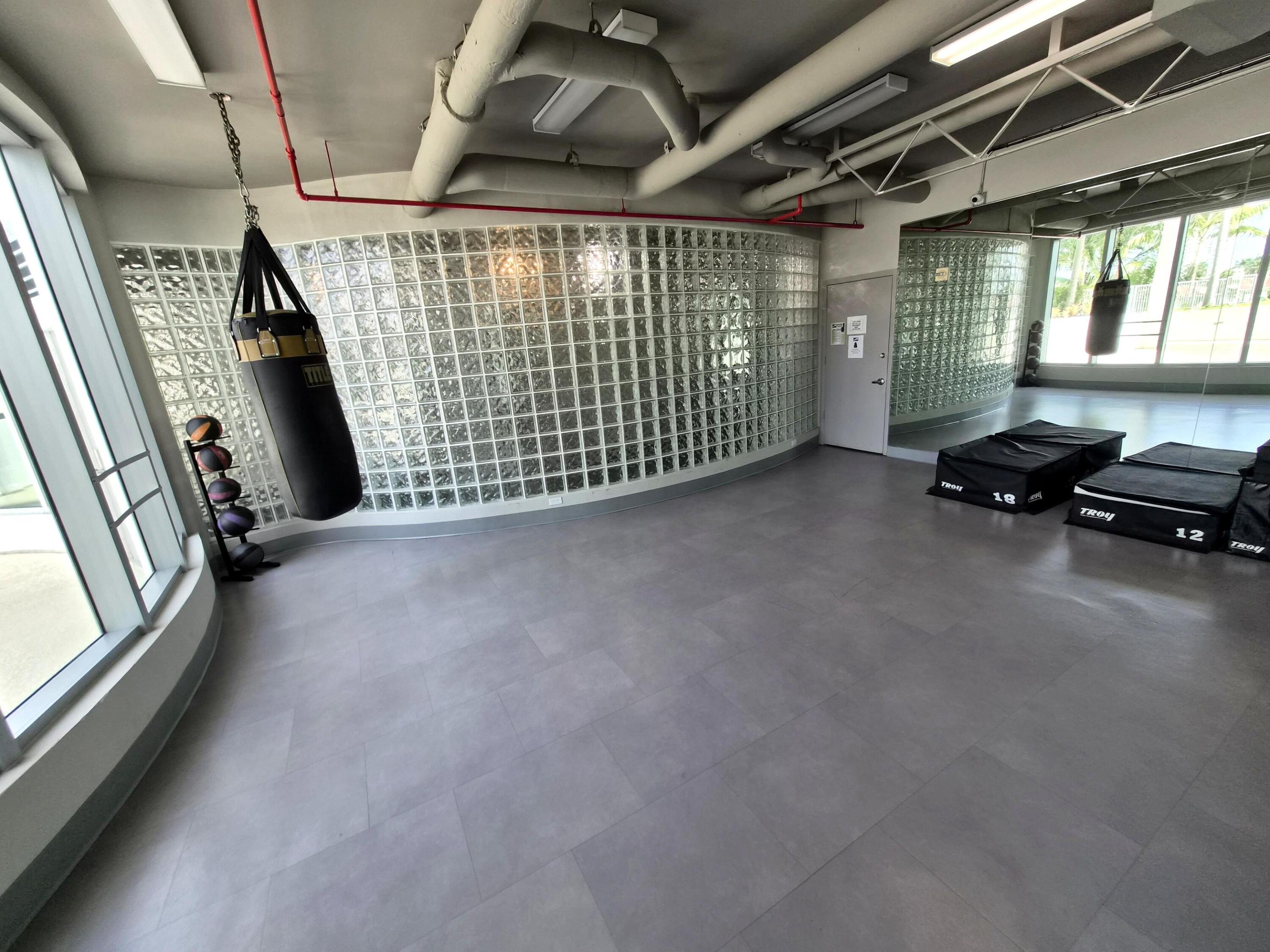 image Uptown Marina Lofts54