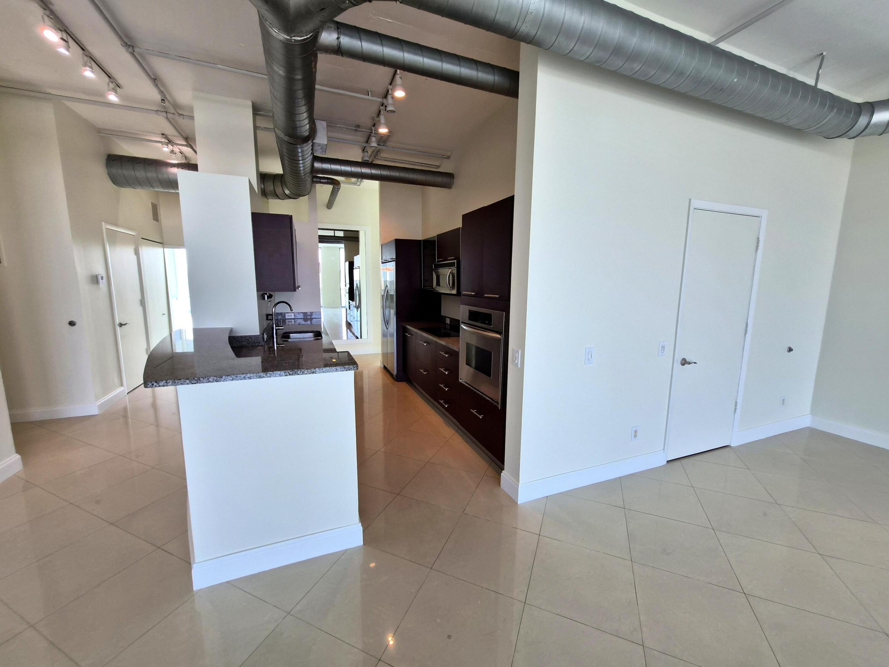 image Uptown Marina Lofts5