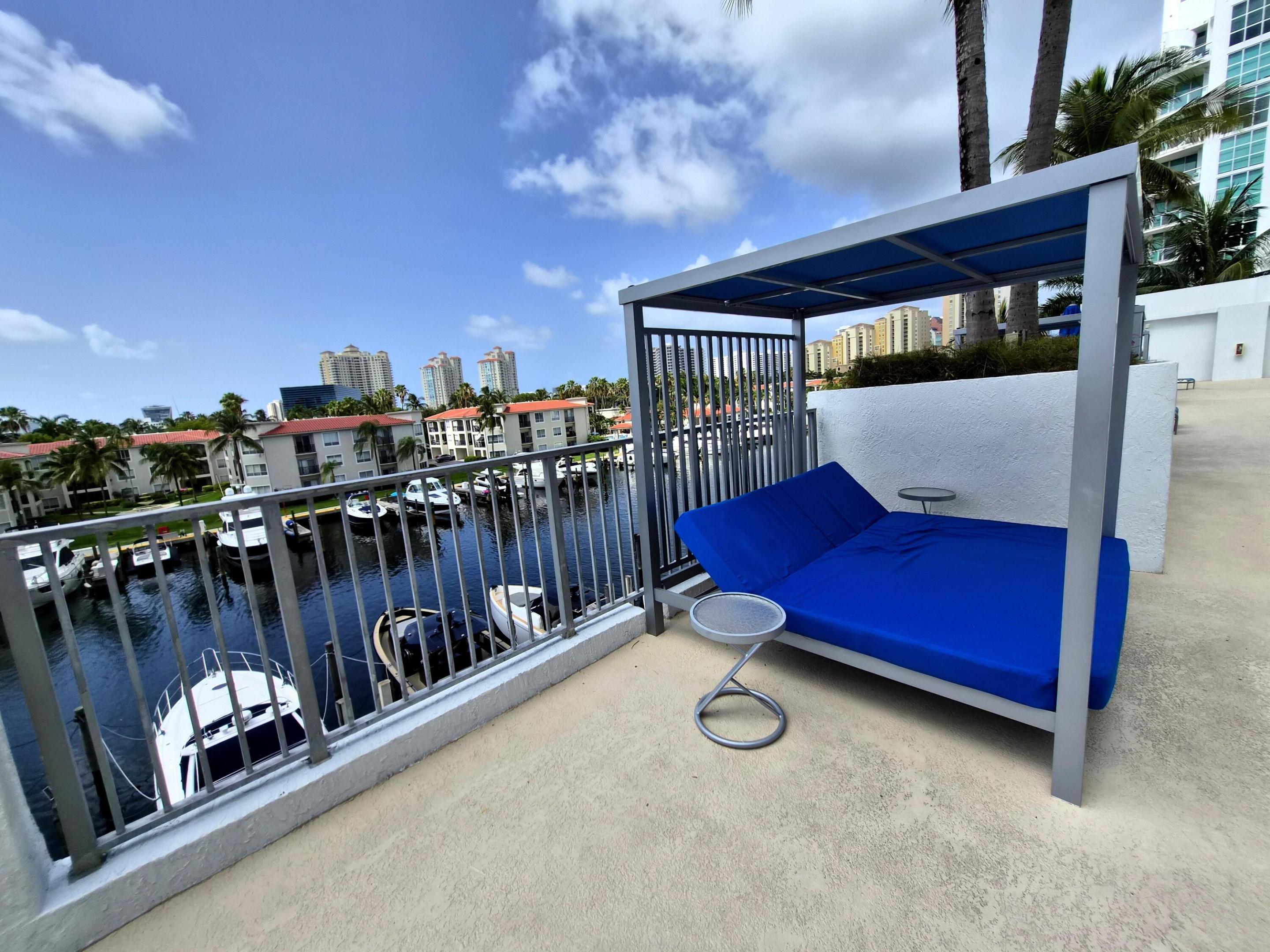 image Uptown Marina Lofts61