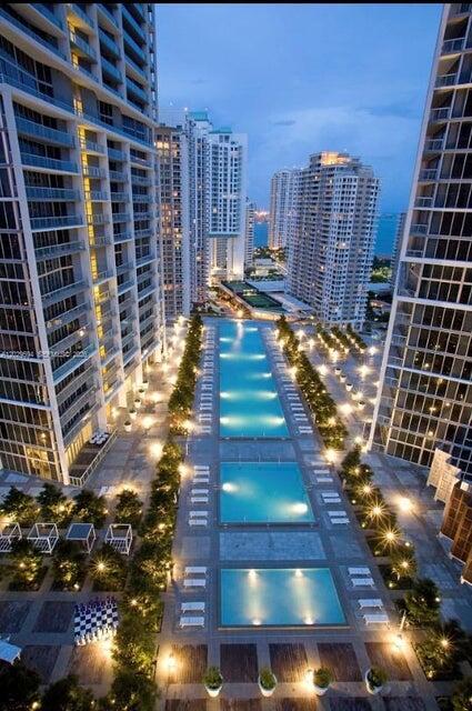 495 Brickell Ave #1605