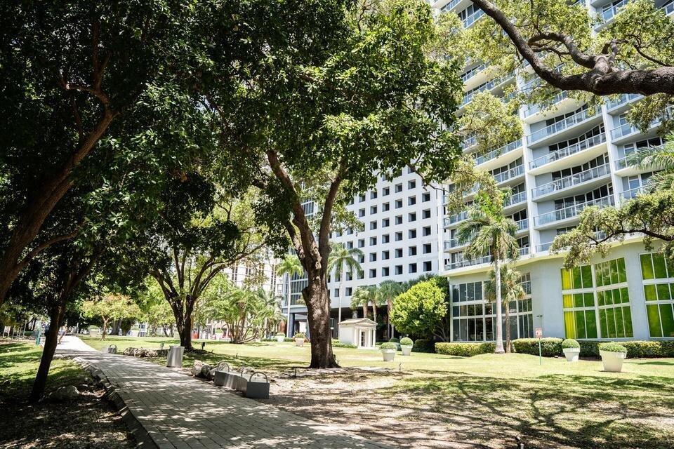 image Icon Brickell II25