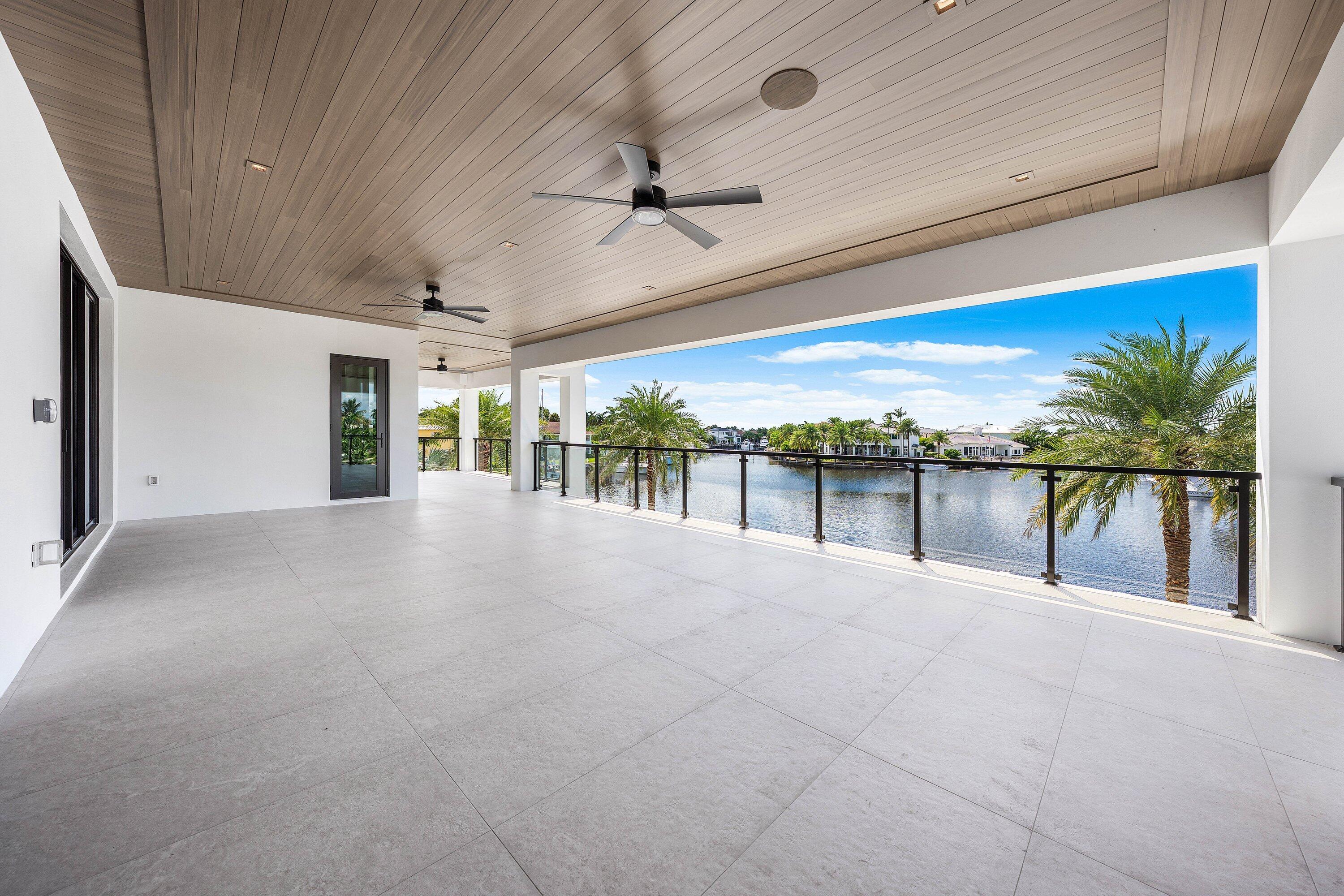 2961 NE 27th Ave Lighthouse Point, FL 33064