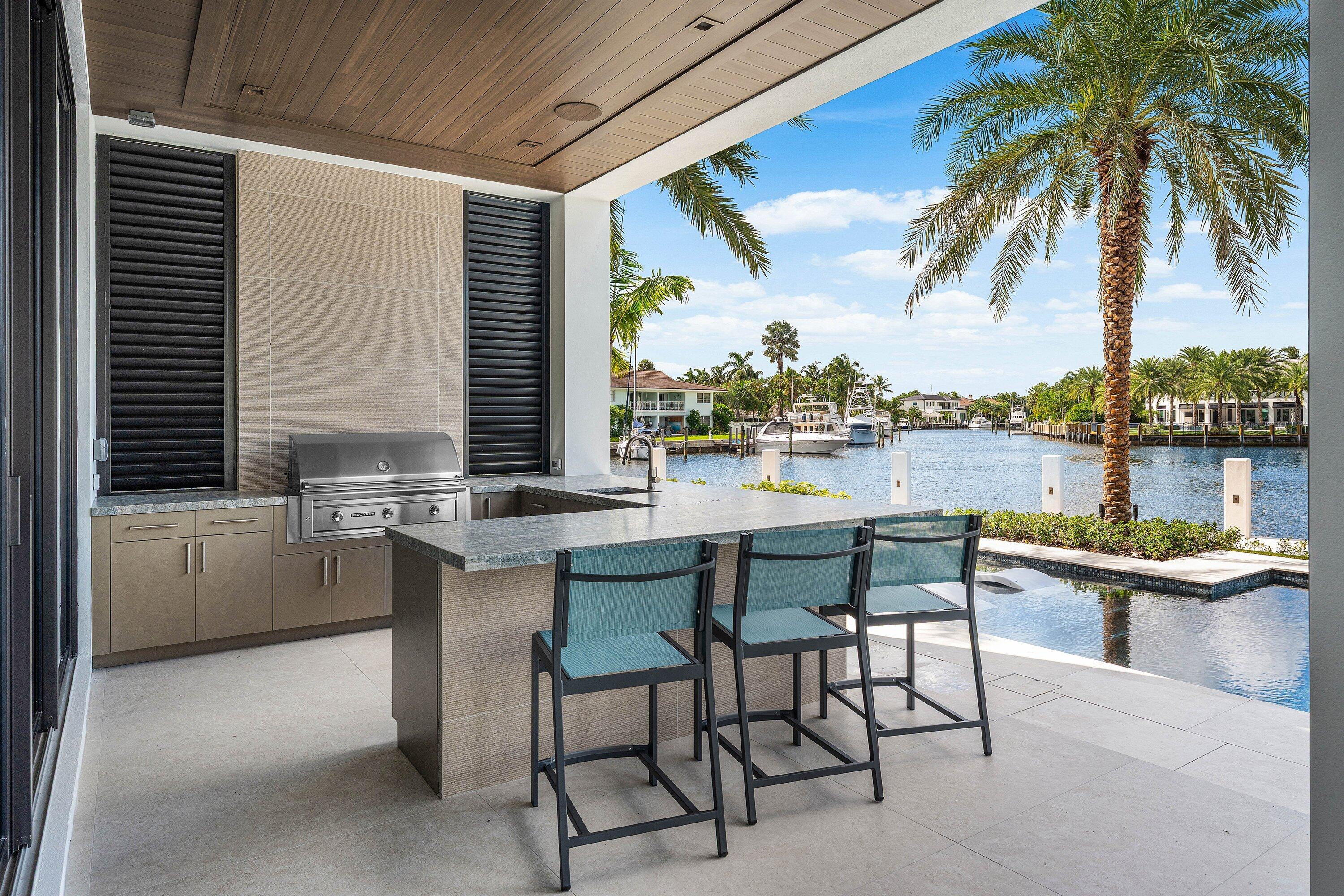 2961 NE 27th Ave Lighthouse Point, FL 33064