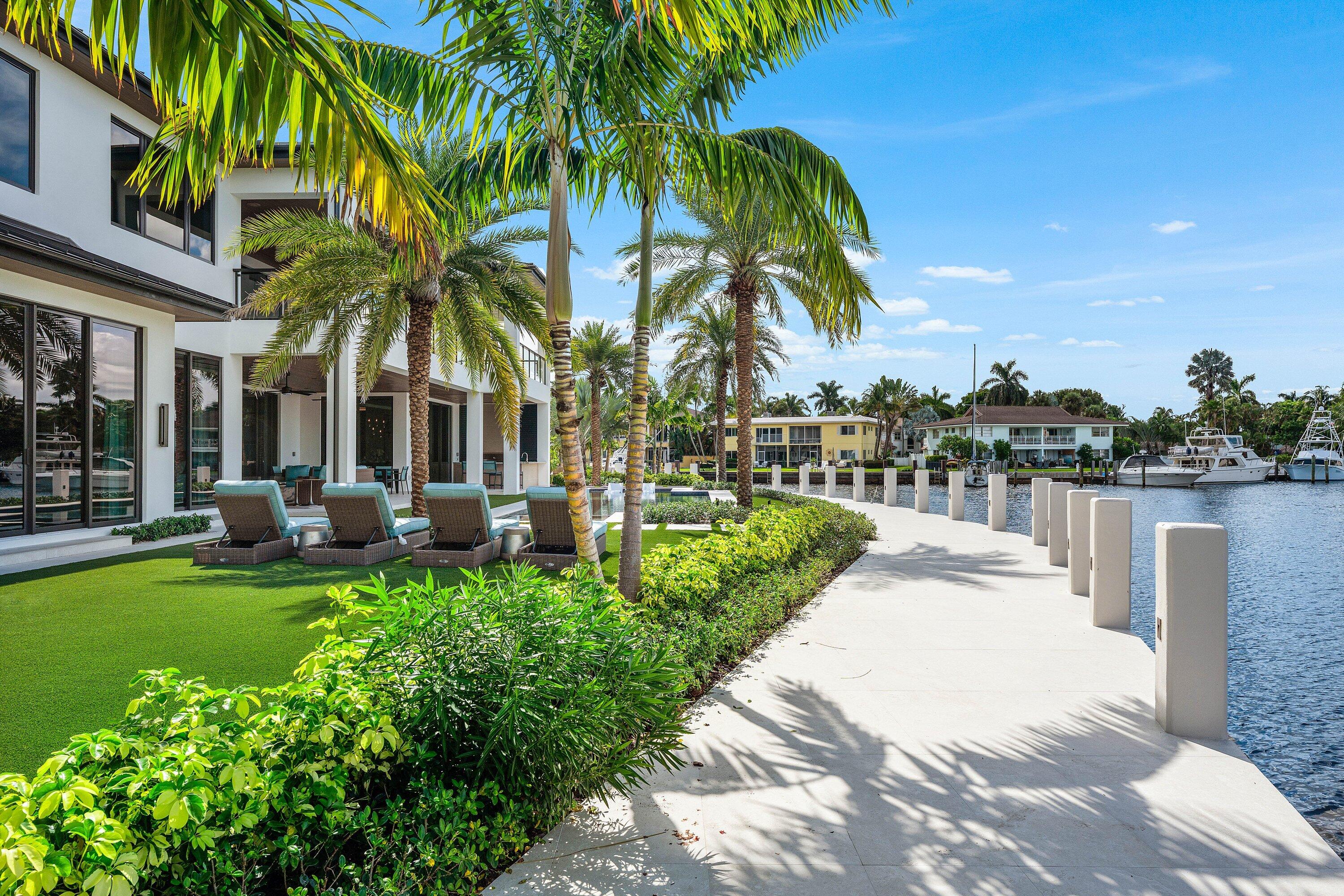 2961 NE 27th Ave Lighthouse Point, FL 33064
