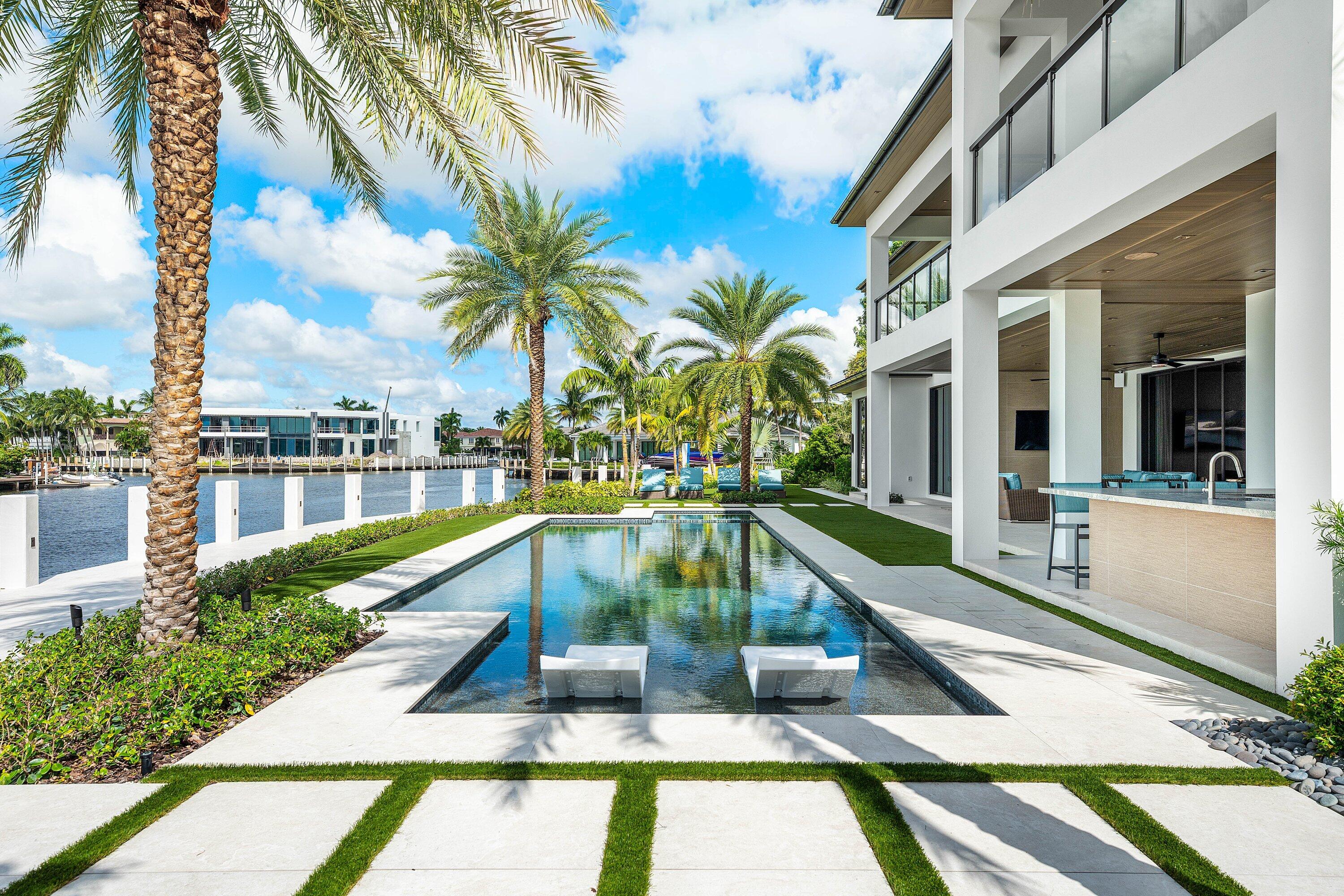 2961 NE 27th Ave Lighthouse Point, FL 33064