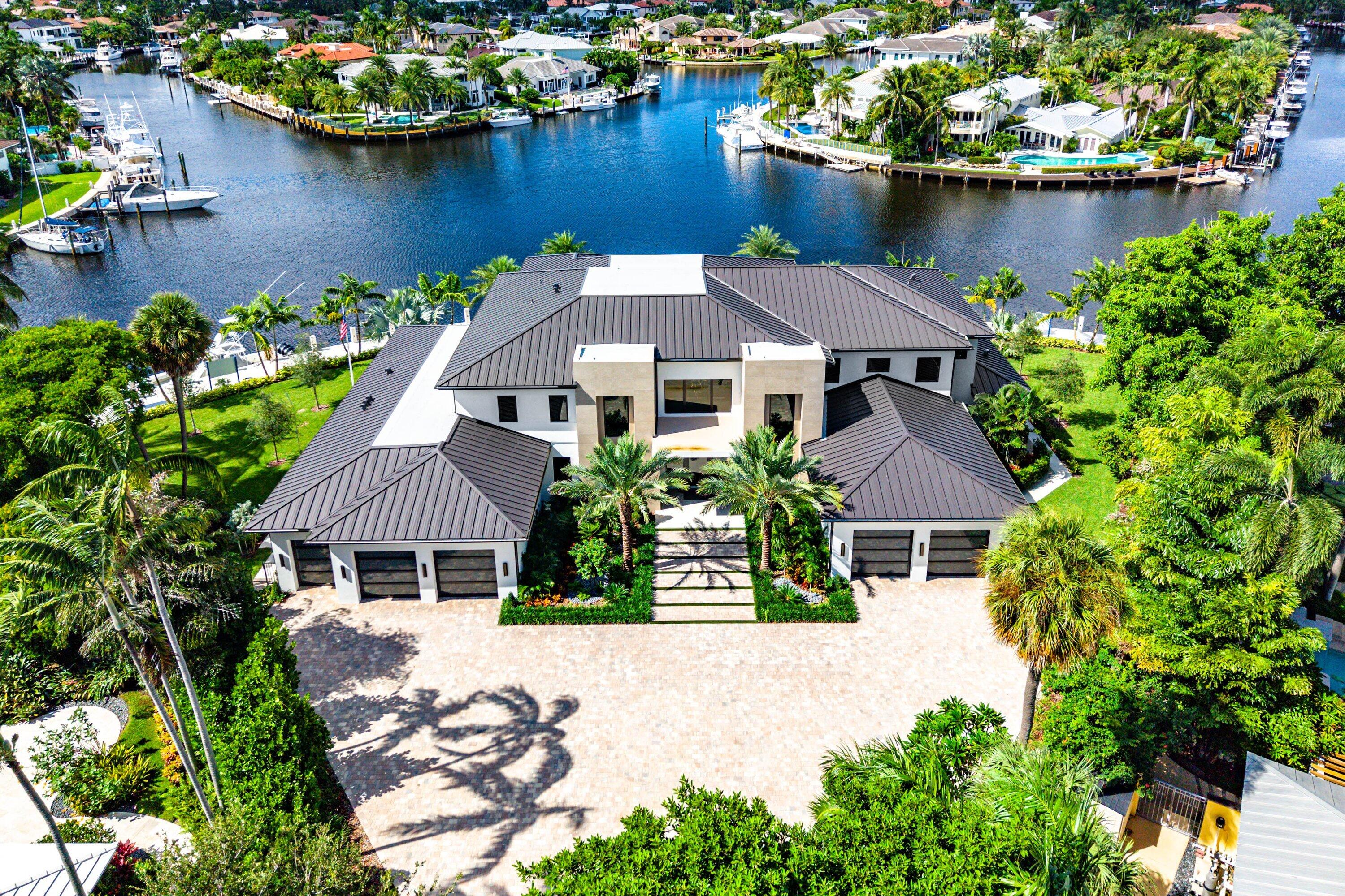 2961 NE 27th Ave Lighthouse Point, FL 33064