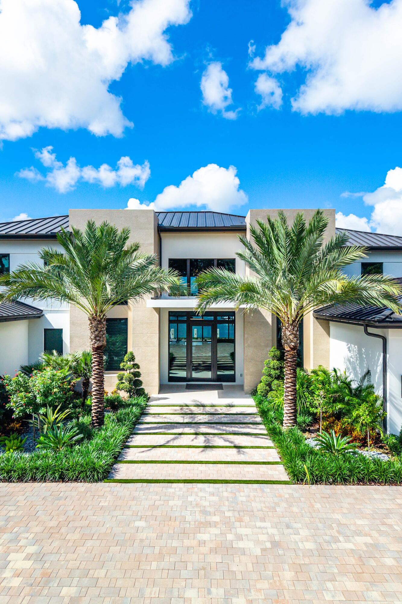 2961 NE 27th Ave Lighthouse Point, FL 33064
