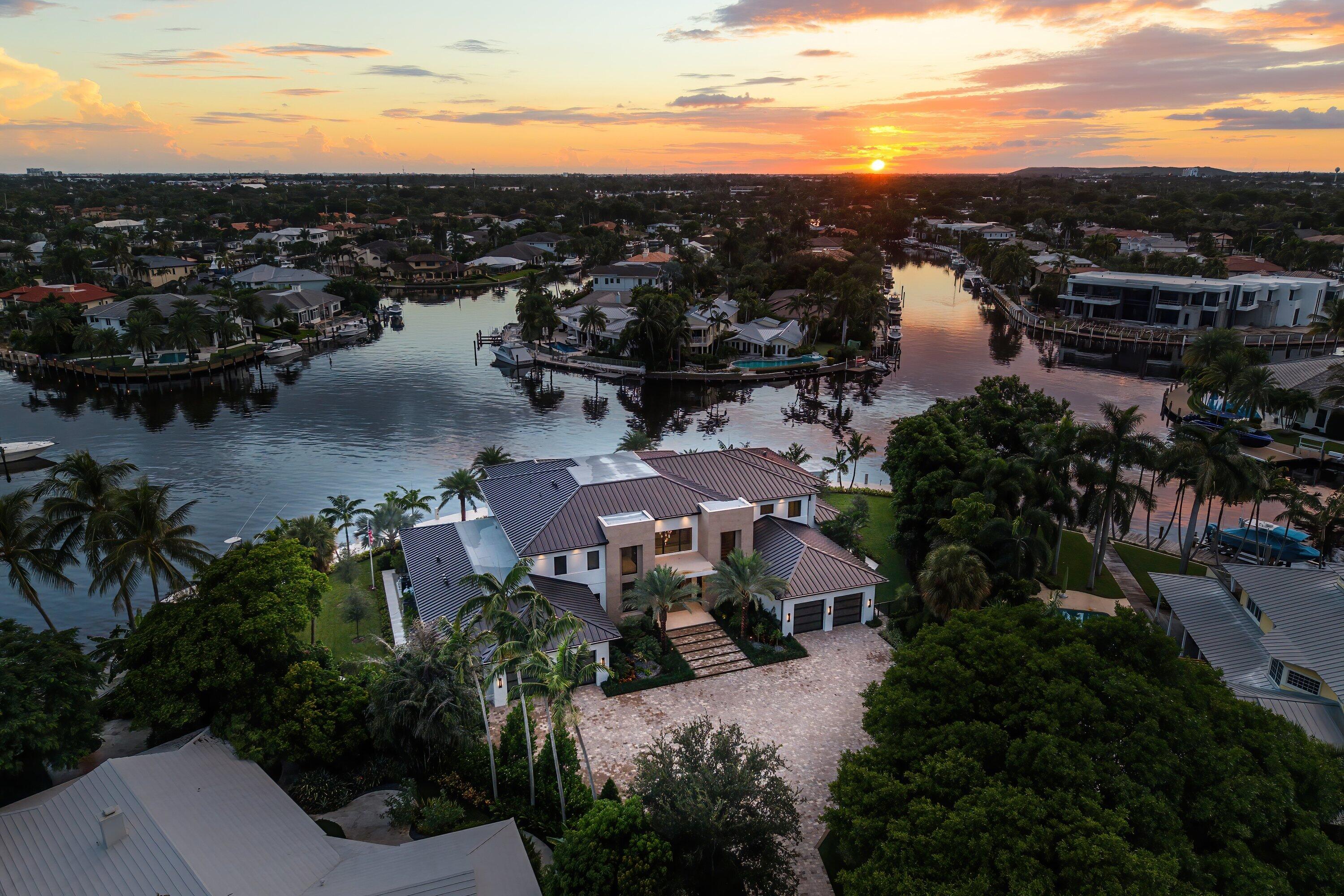 2961 NE 27th Ave Lighthouse Point, FL 33064