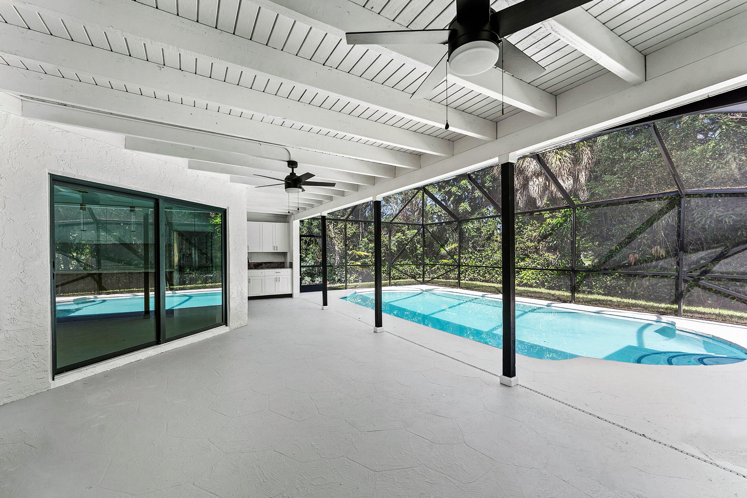 10264 Crosswind Rd Boca Raton, FL 33498