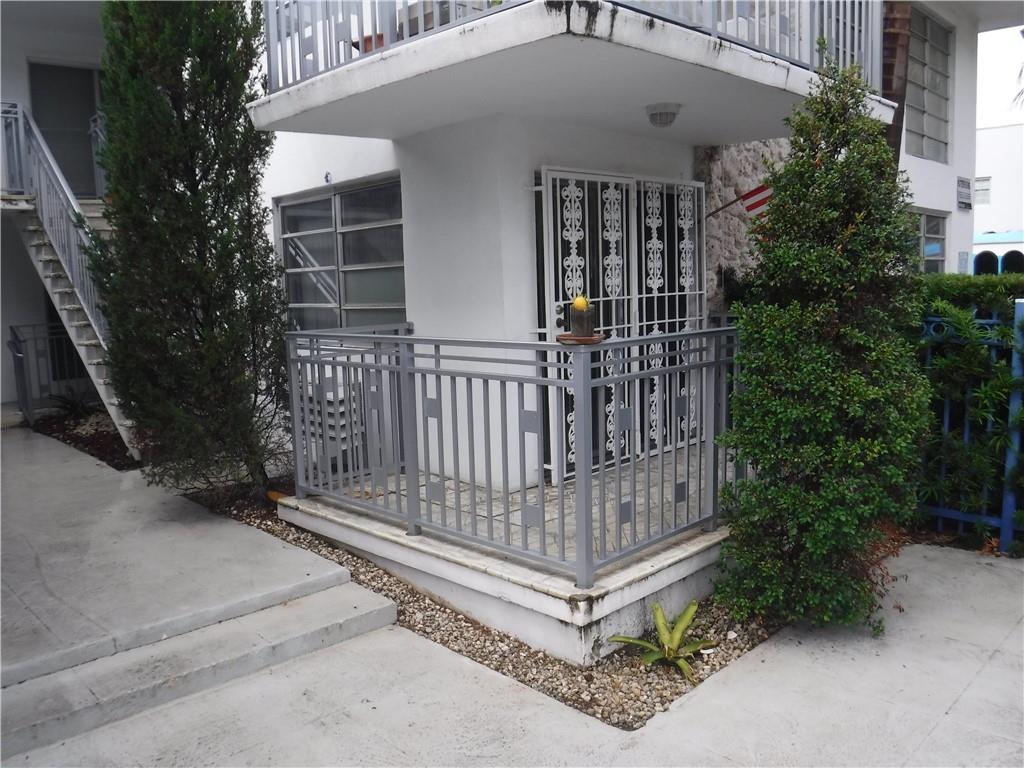 1590 Michigan Ave #6