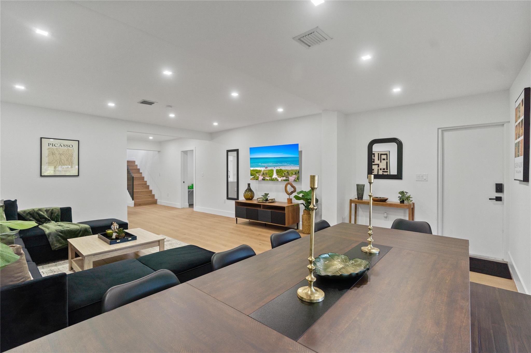 1561 SW 23rd Ave,Fort Lauderdale, FL 33312