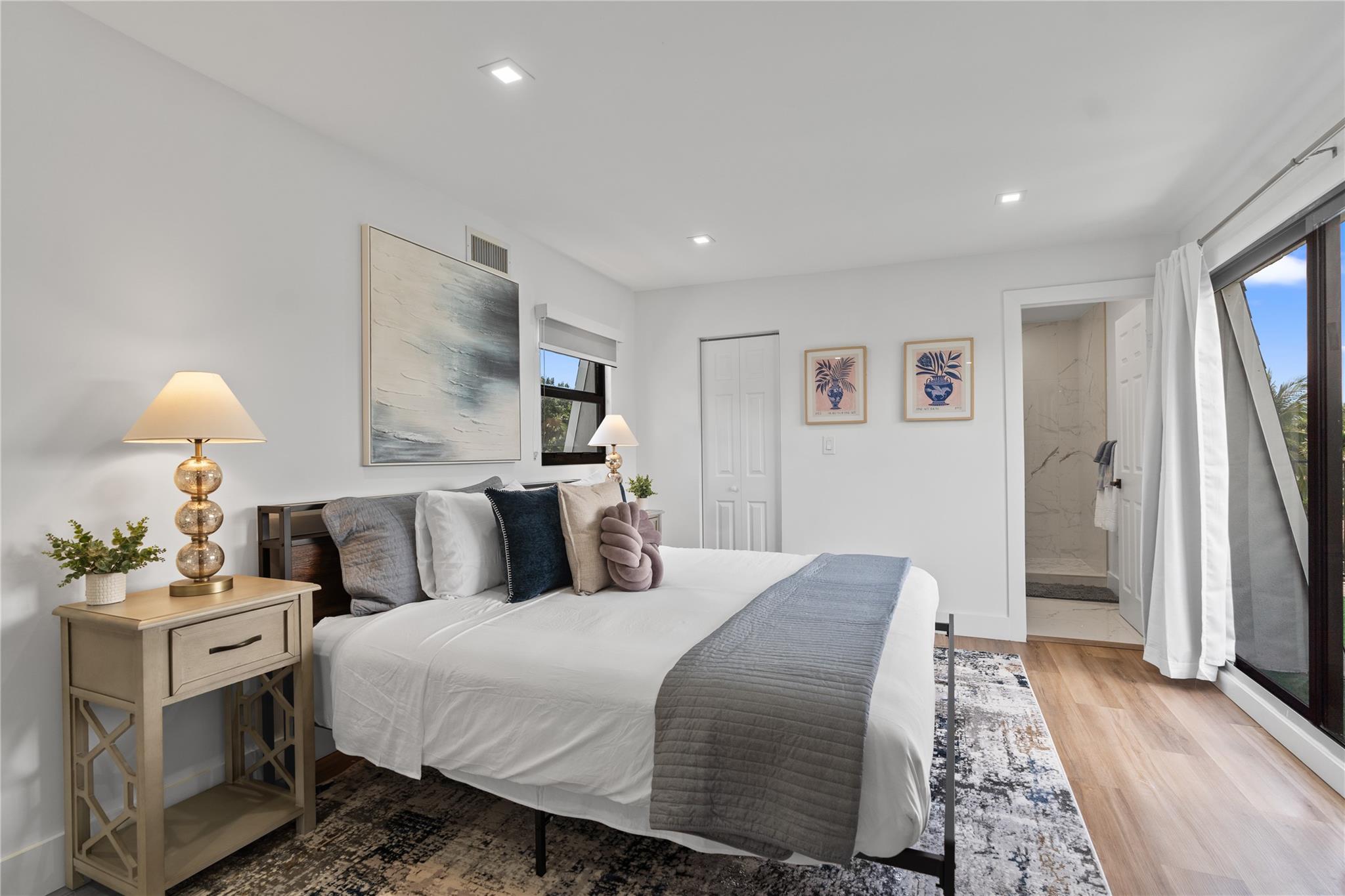 1561 SW 23rd Ave,Fort Lauderdale, FL 33312