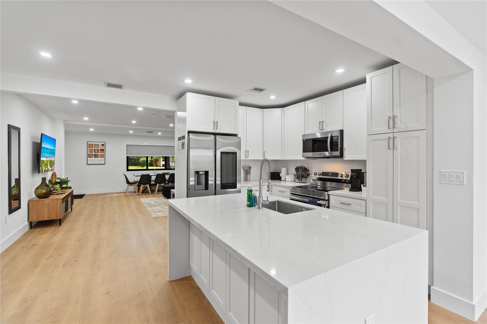 1561 SW 23rd Ave,Fort Lauderdale, FL 33312