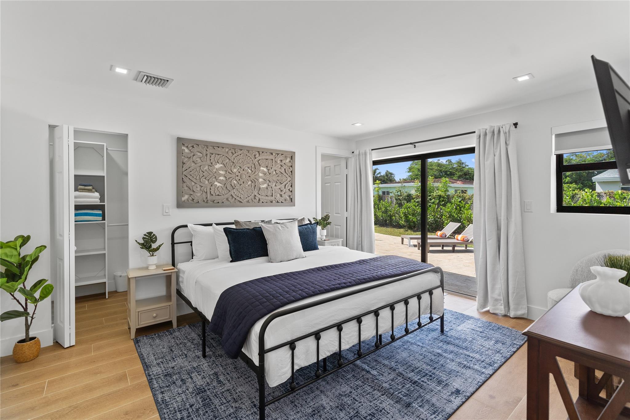 1561 SW 23rd Ave,Fort Lauderdale, FL 33312