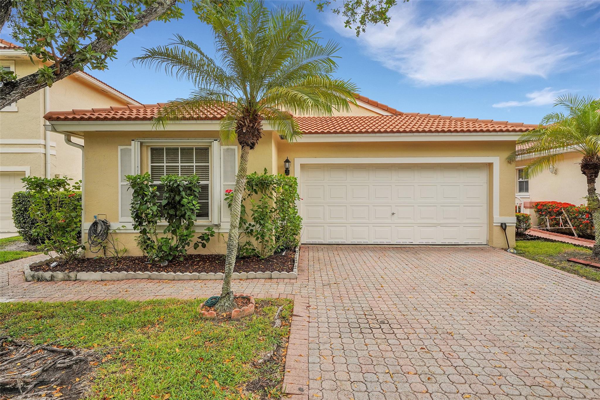 11034 NW 46th Dr