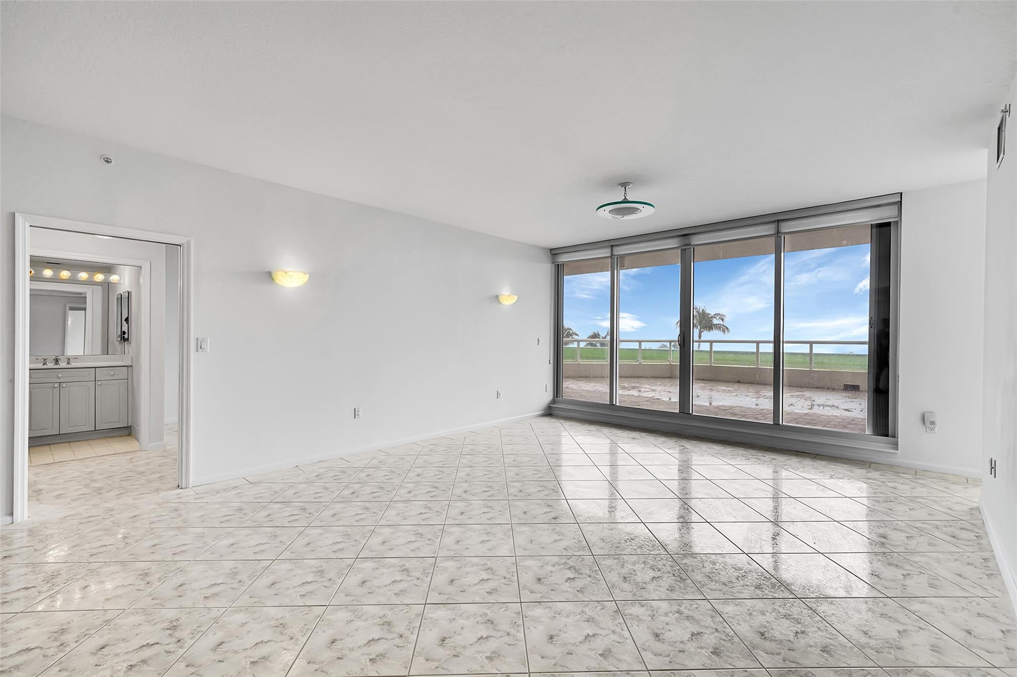 6001 N Ocean Dr #306 Hollywood, FL 33019