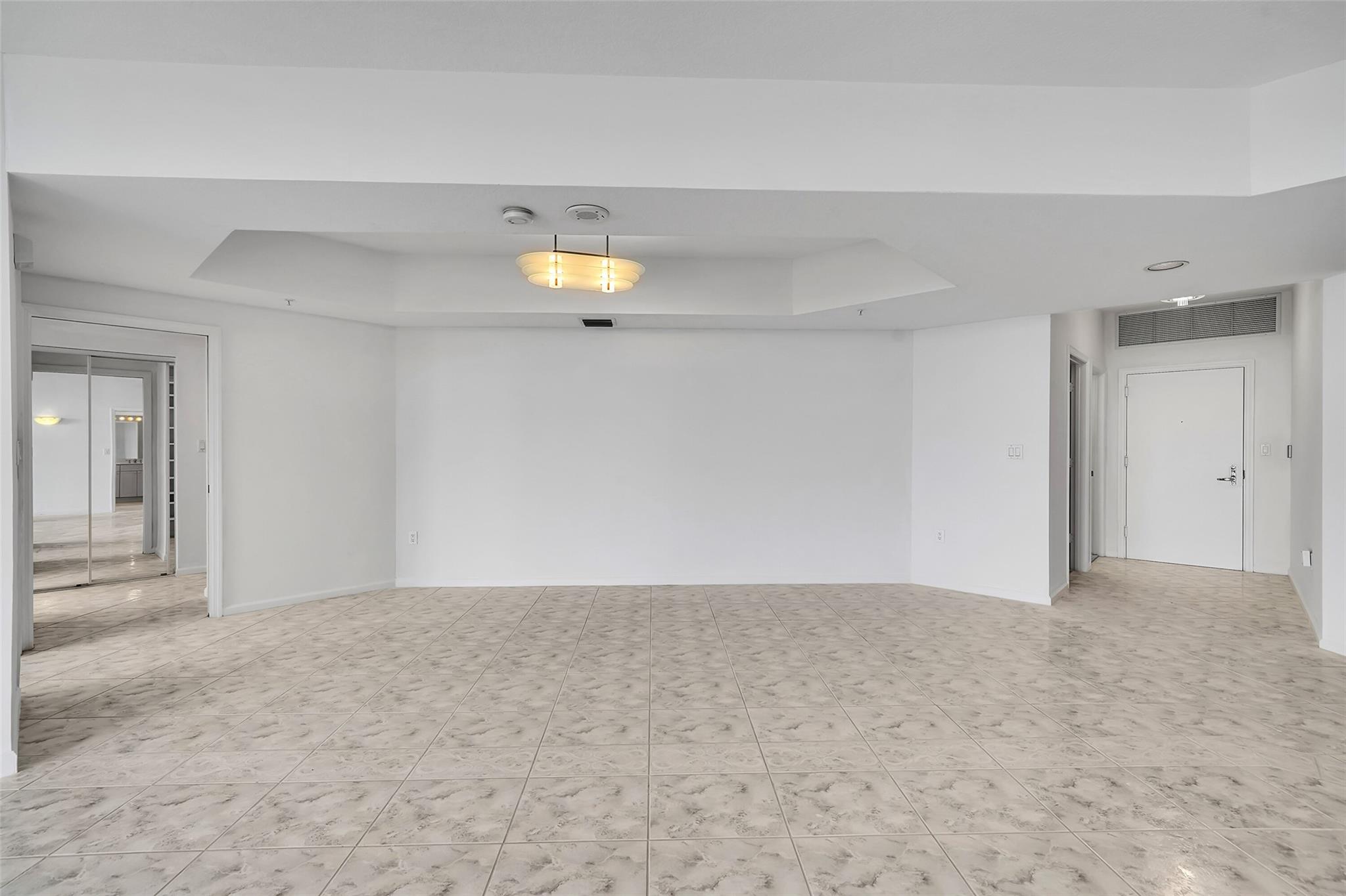 6001 N Ocean Dr #306 Hollywood, FL 33019