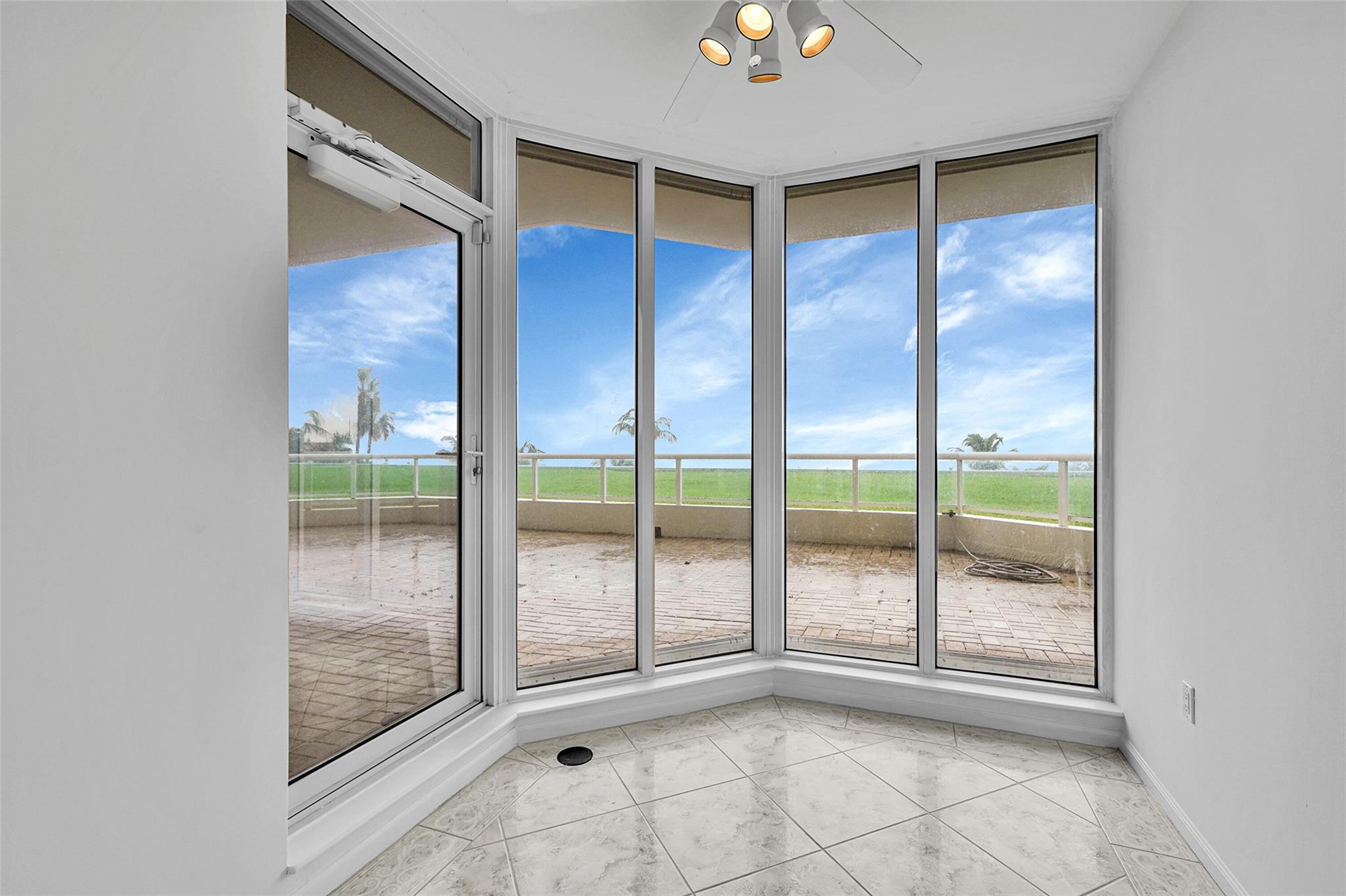 6001 N Ocean Dr #306 Hollywood, FL 33019