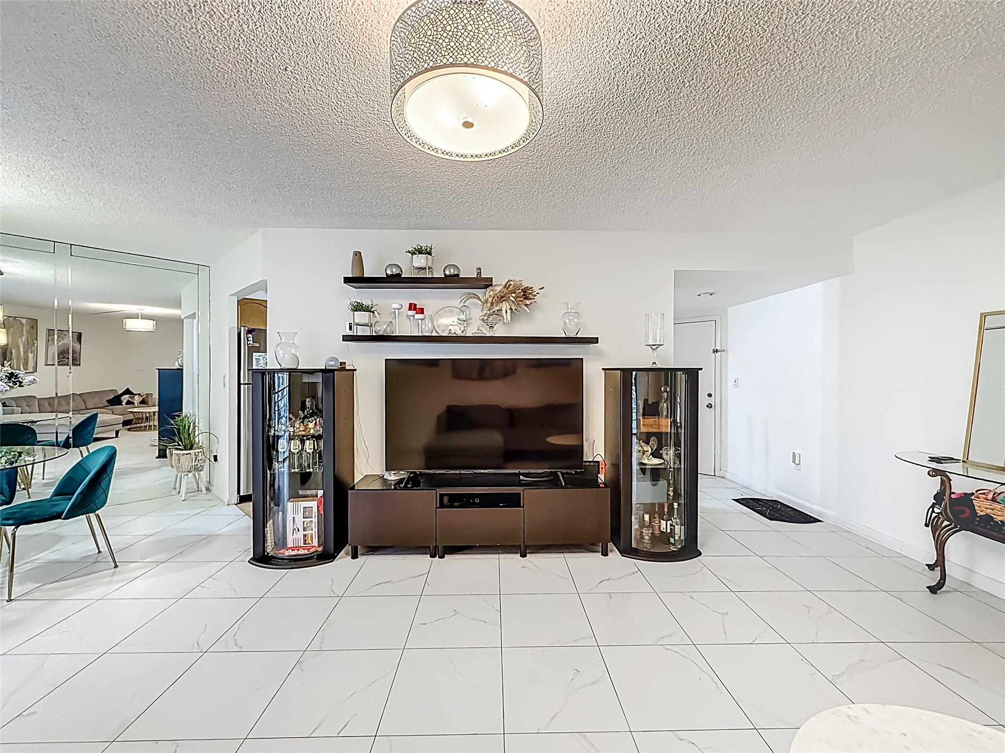 6555 W Broward Blvd #208