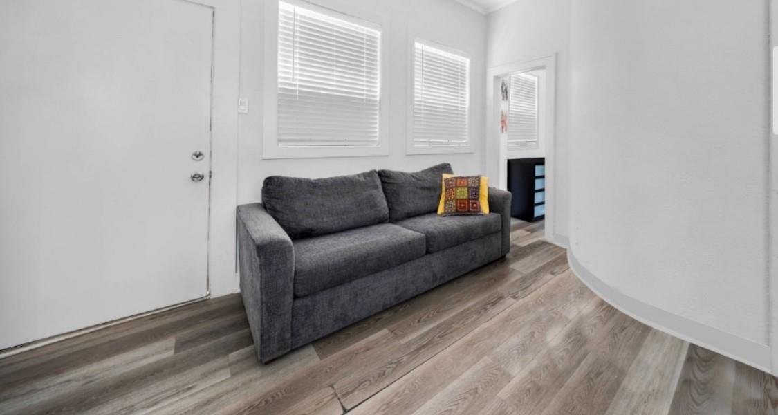 1785 SW 13th St Miami, FL 33145