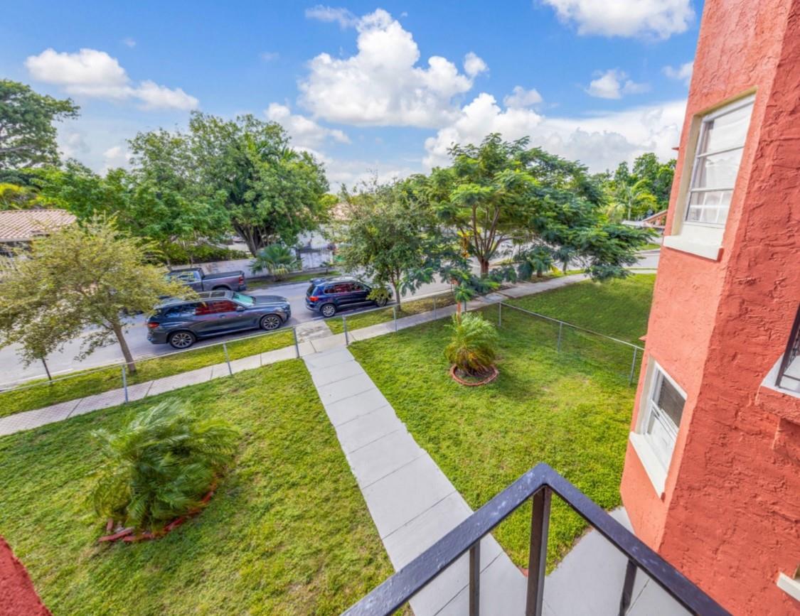 1785 SW 13th St Miami, FL 33145