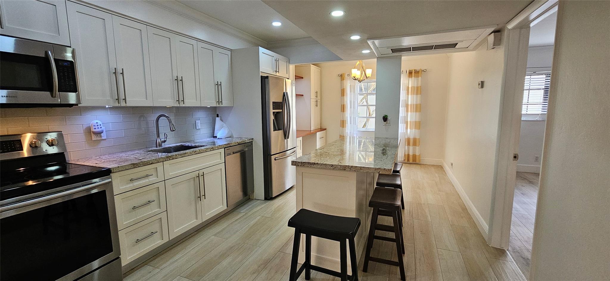 917 NE 16th Ave #6