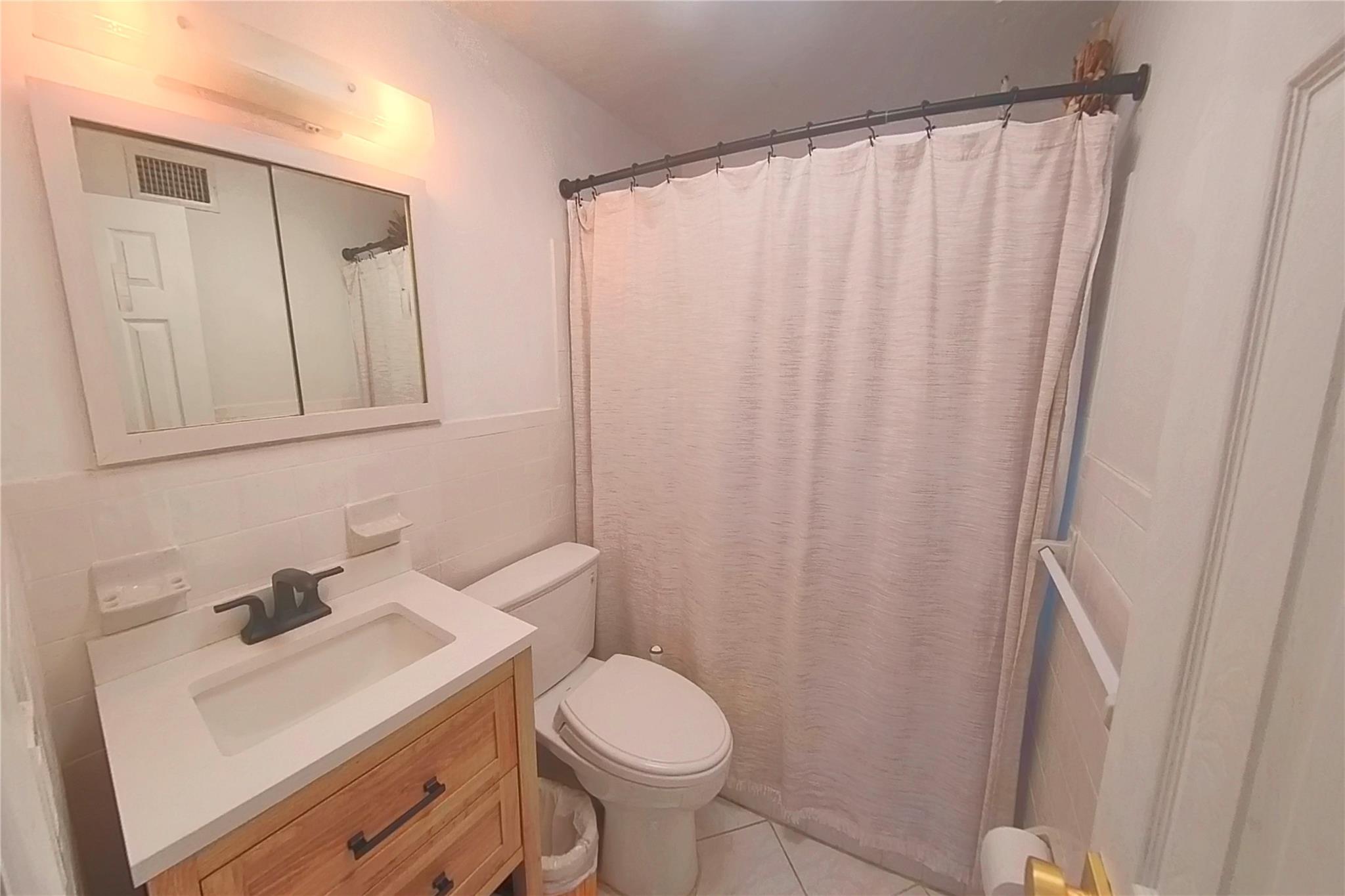 1000 SE 4th St #209 Fort Lauderdale, FL 33301