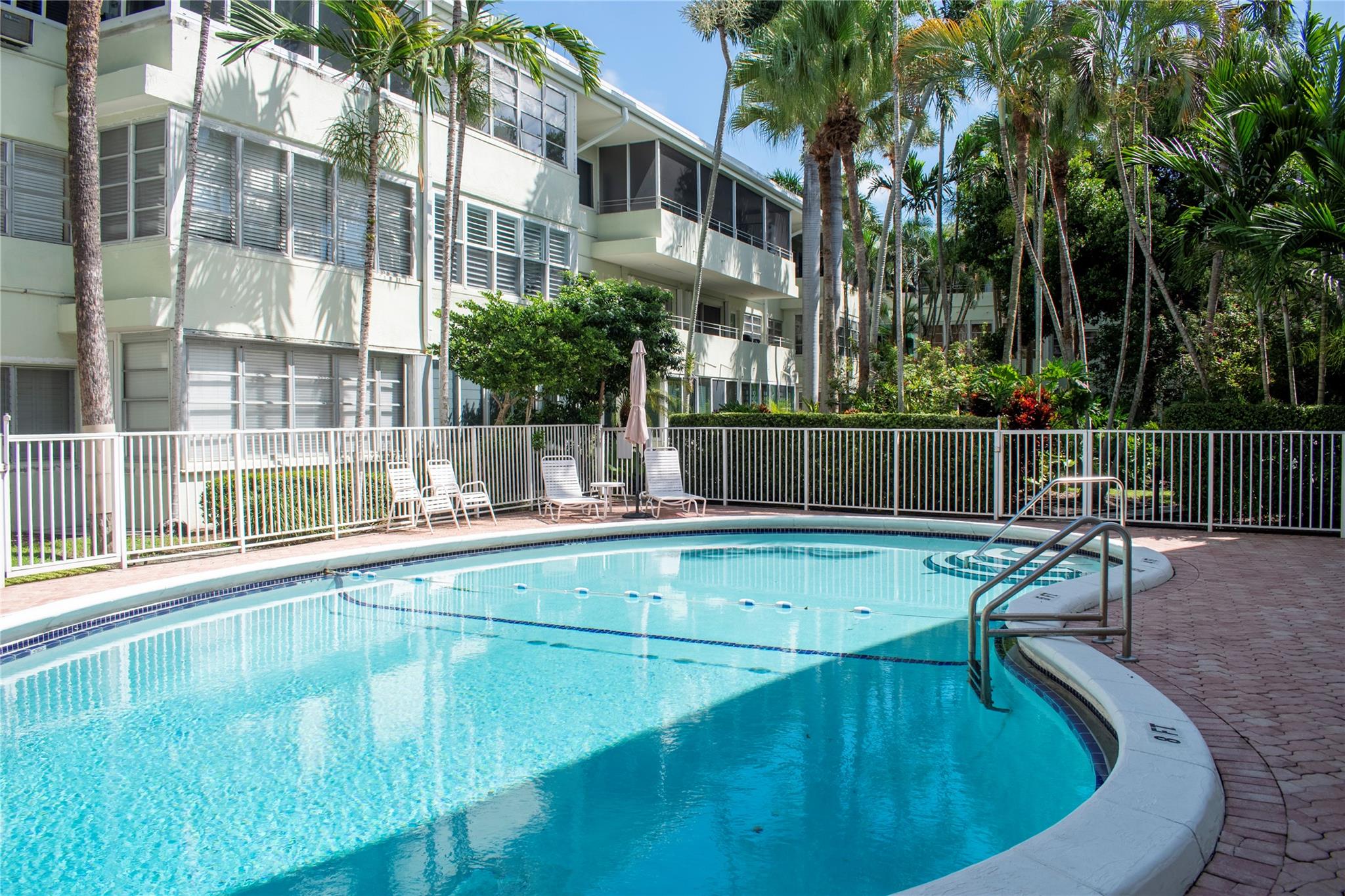 1000 SE 4th St #209 Fort Lauderdale, FL 33301