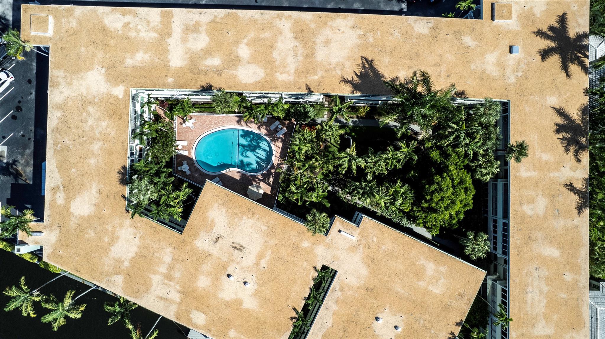 1000 SE 4th St #209 Fort Lauderdale, FL 33301