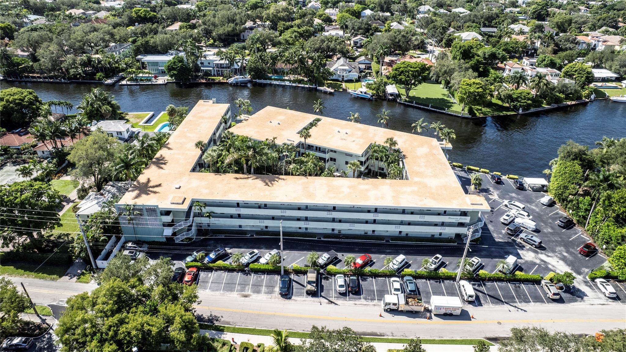 1000 SE 4th St #209 Fort Lauderdale, FL 33301