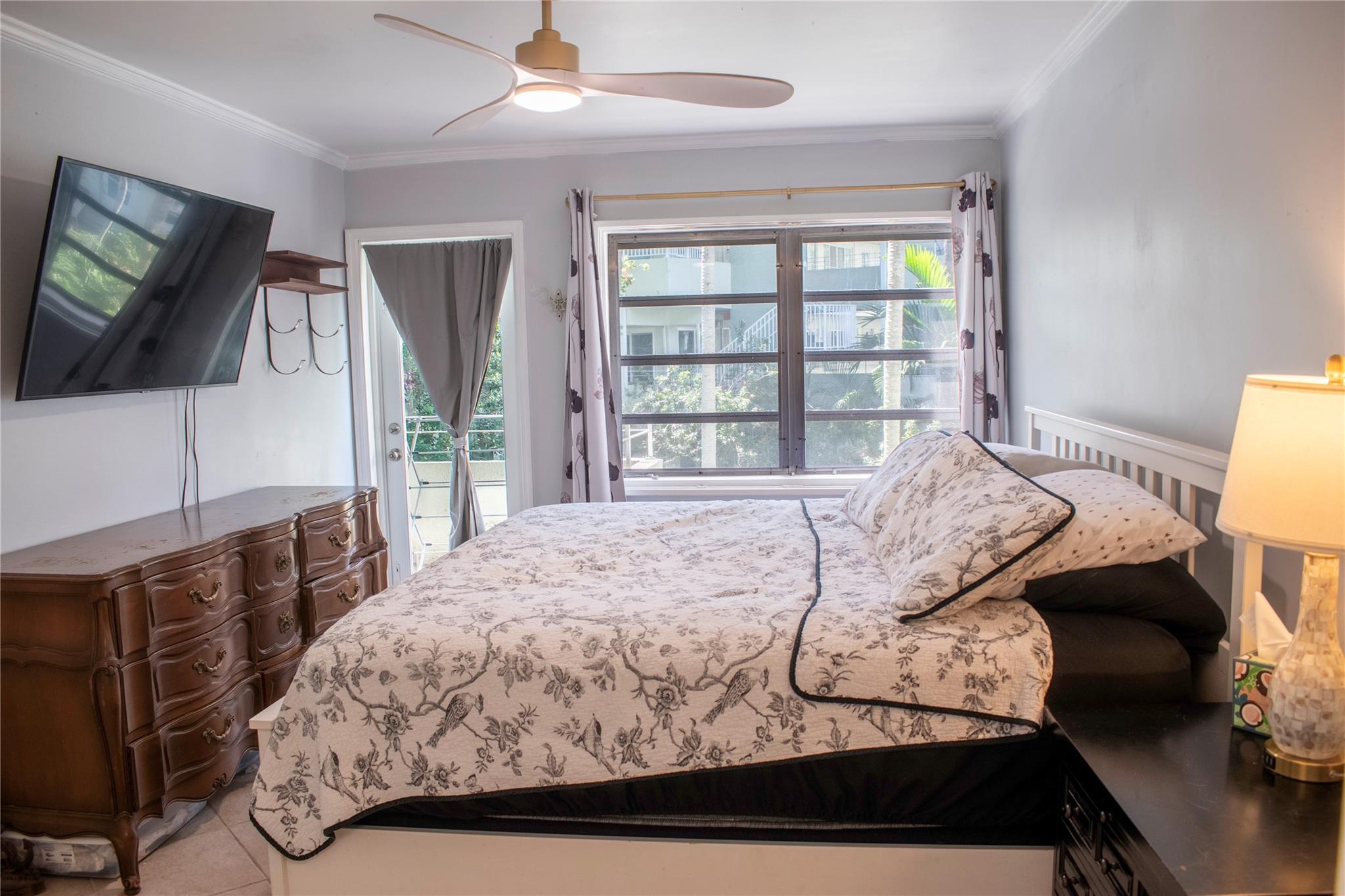 1000 SE 4th St #209 Fort Lauderdale, FL 33301