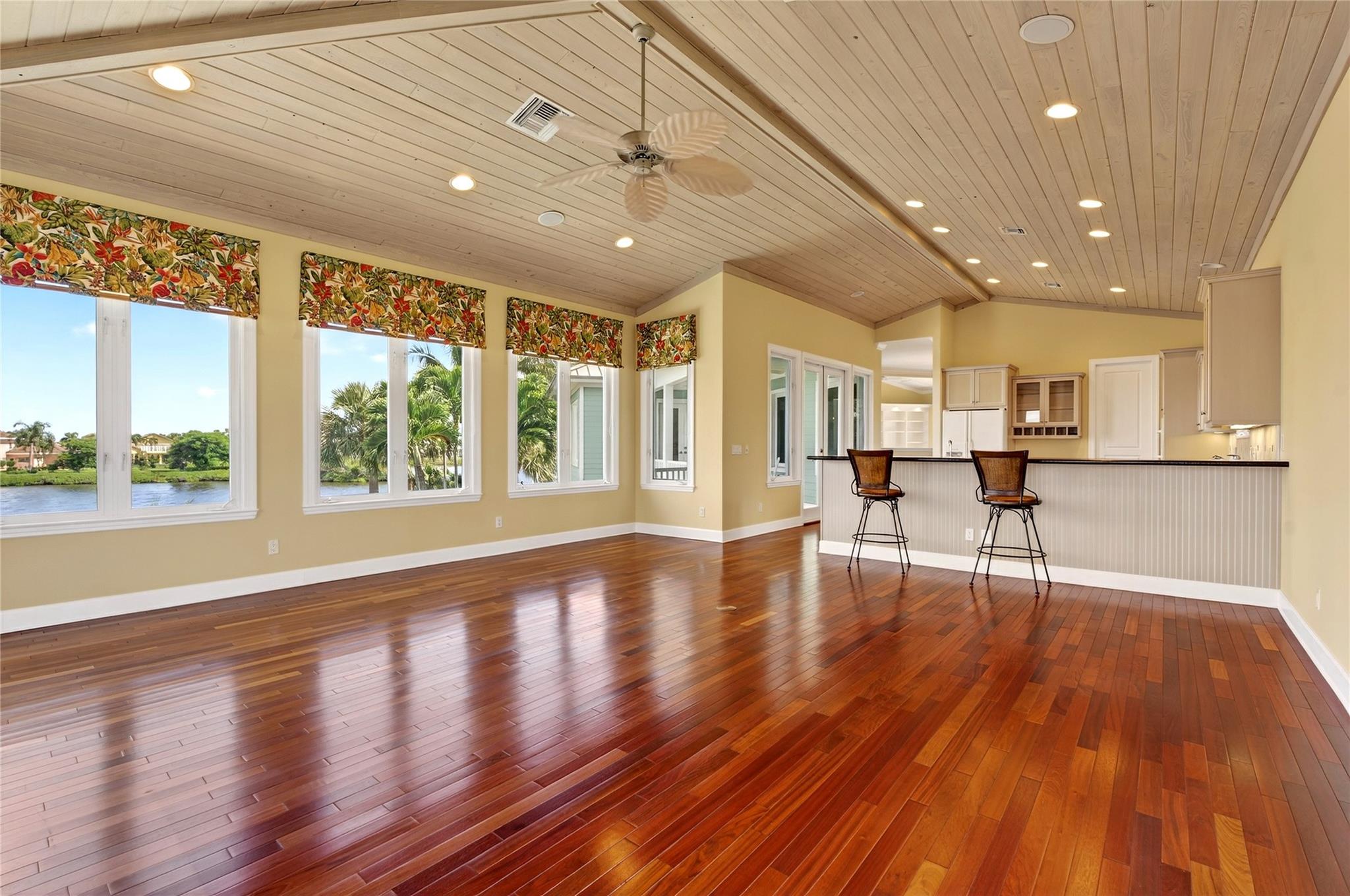 505 Tulip Ln Vero Beach, FL 32963