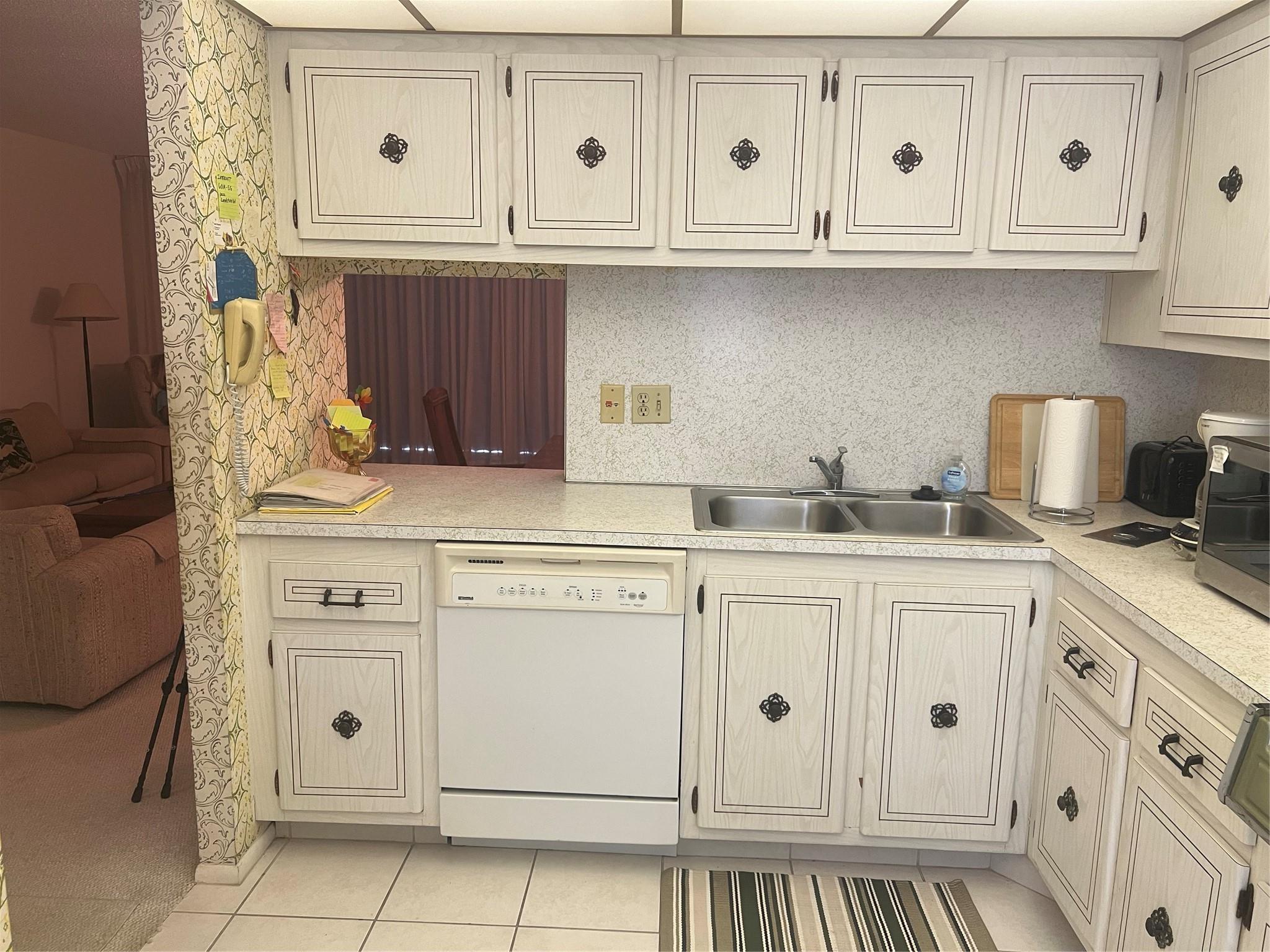 1425 Atlantic Shores Blvd #601
