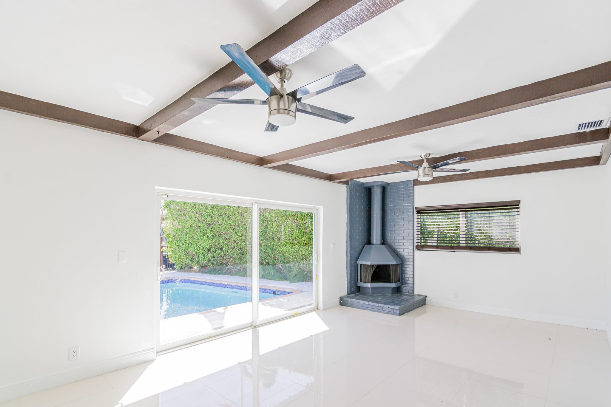 2810 NE 60th Fort Lauderdale, FL 33308