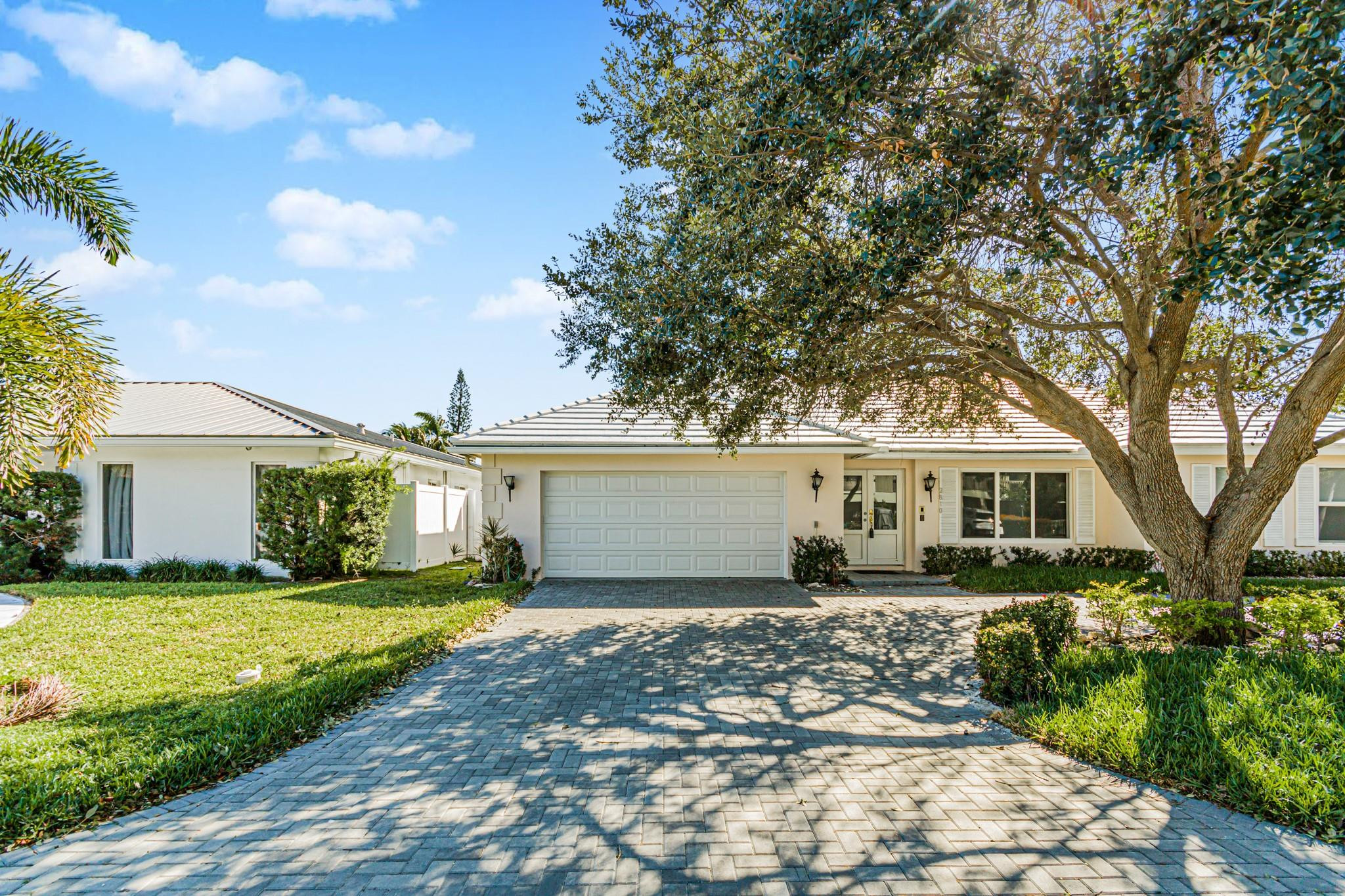 2810 NE 60th Fort Lauderdale, FL 33308