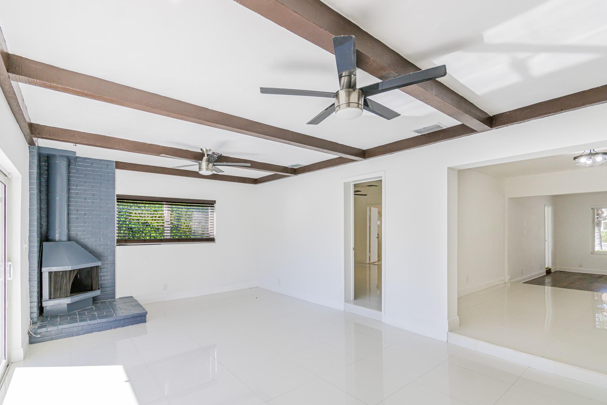 2810 NE 60th Fort Lauderdale, FL 33308