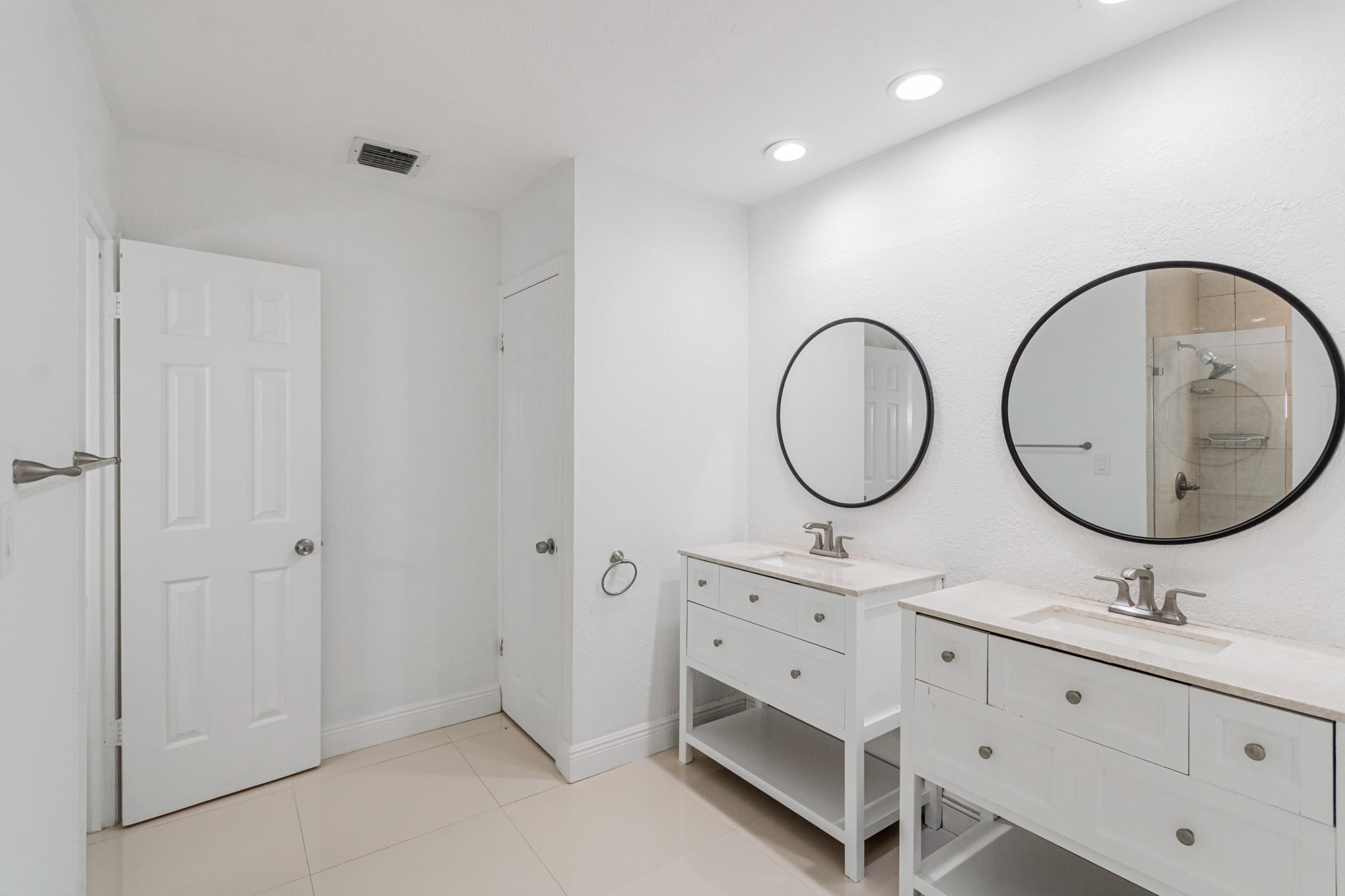 2810 NE 60th Fort Lauderdale, FL 33308