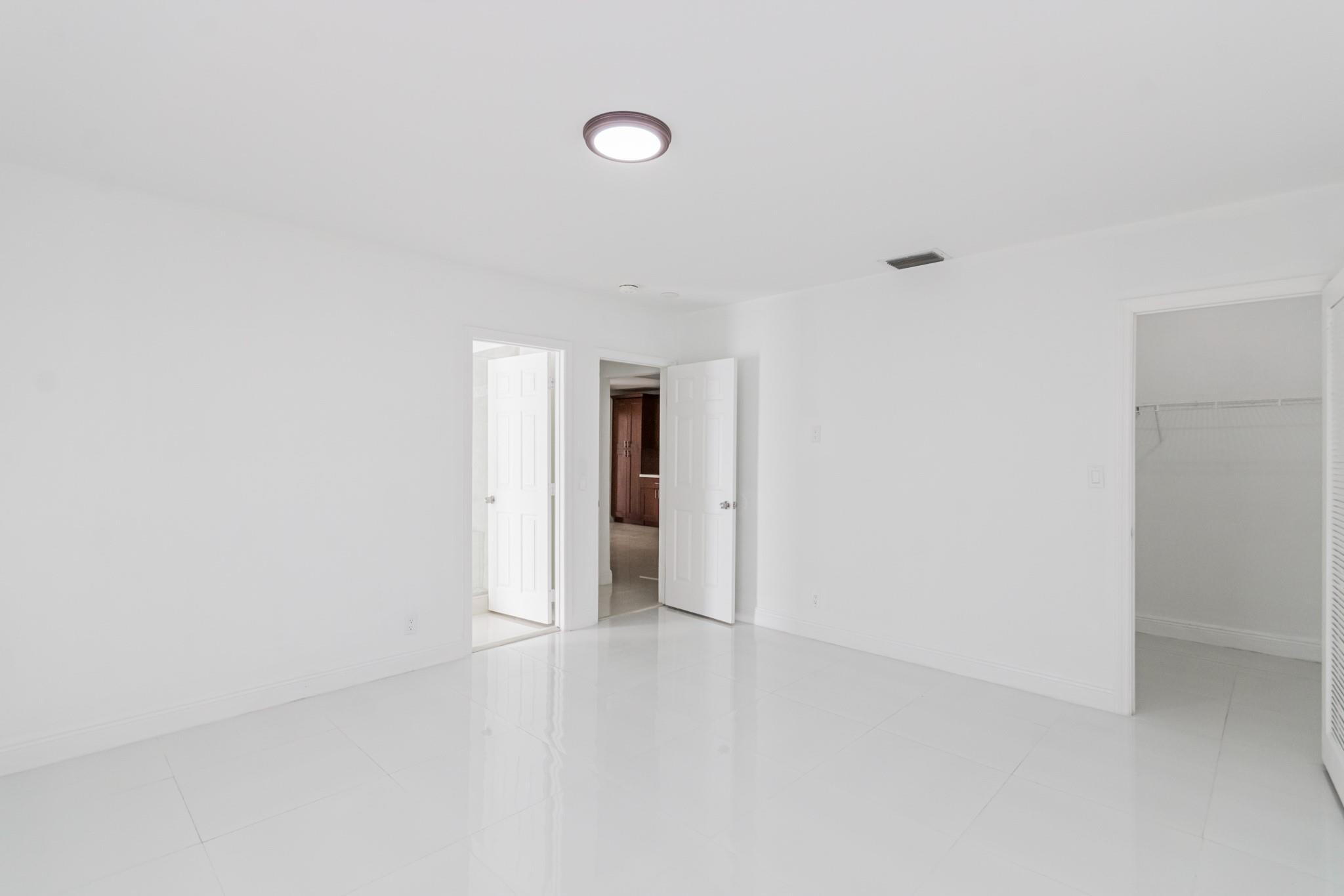 2810 NE 60th Fort Lauderdale, FL 33308