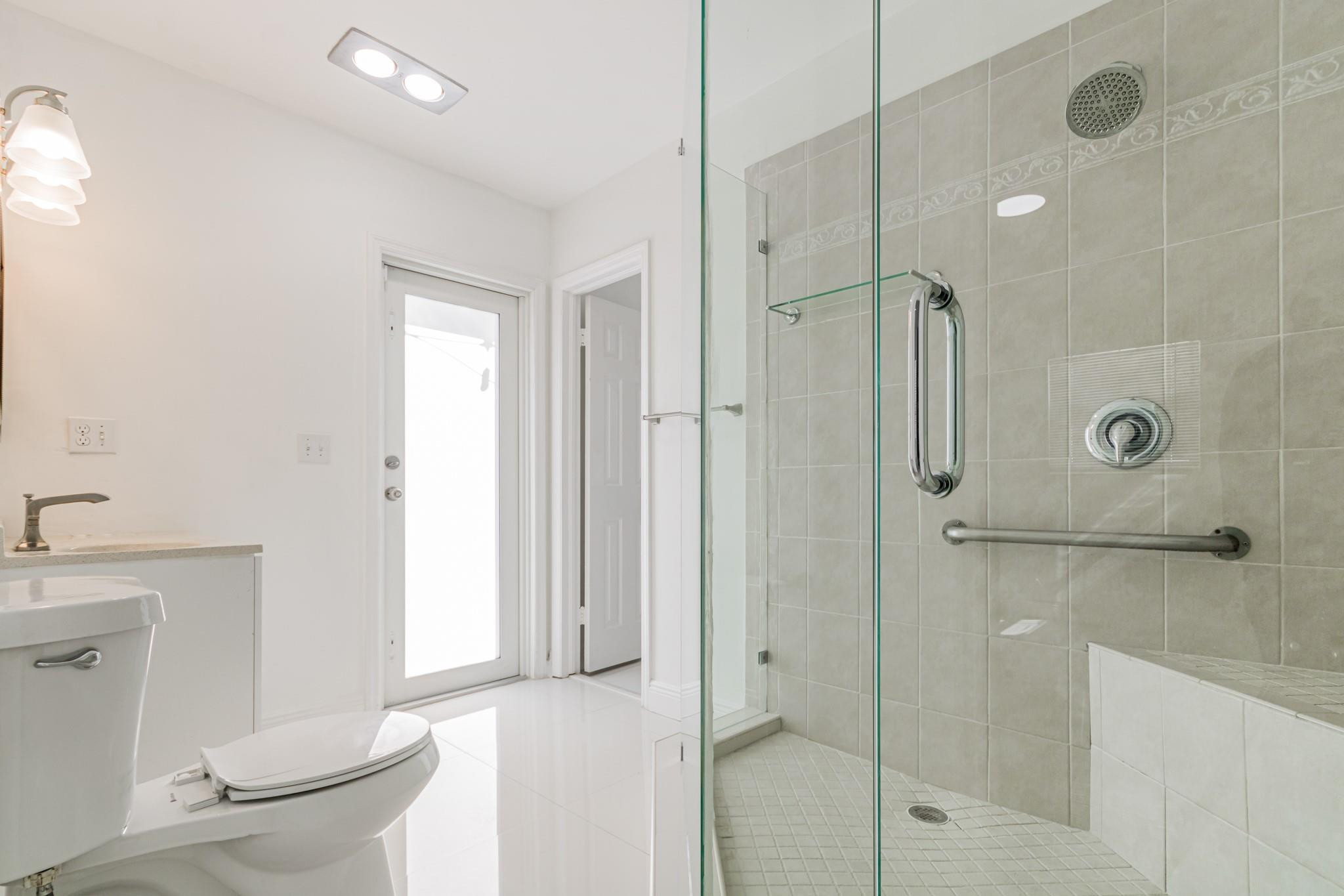 2810 NE 60th Fort Lauderdale, FL 33308